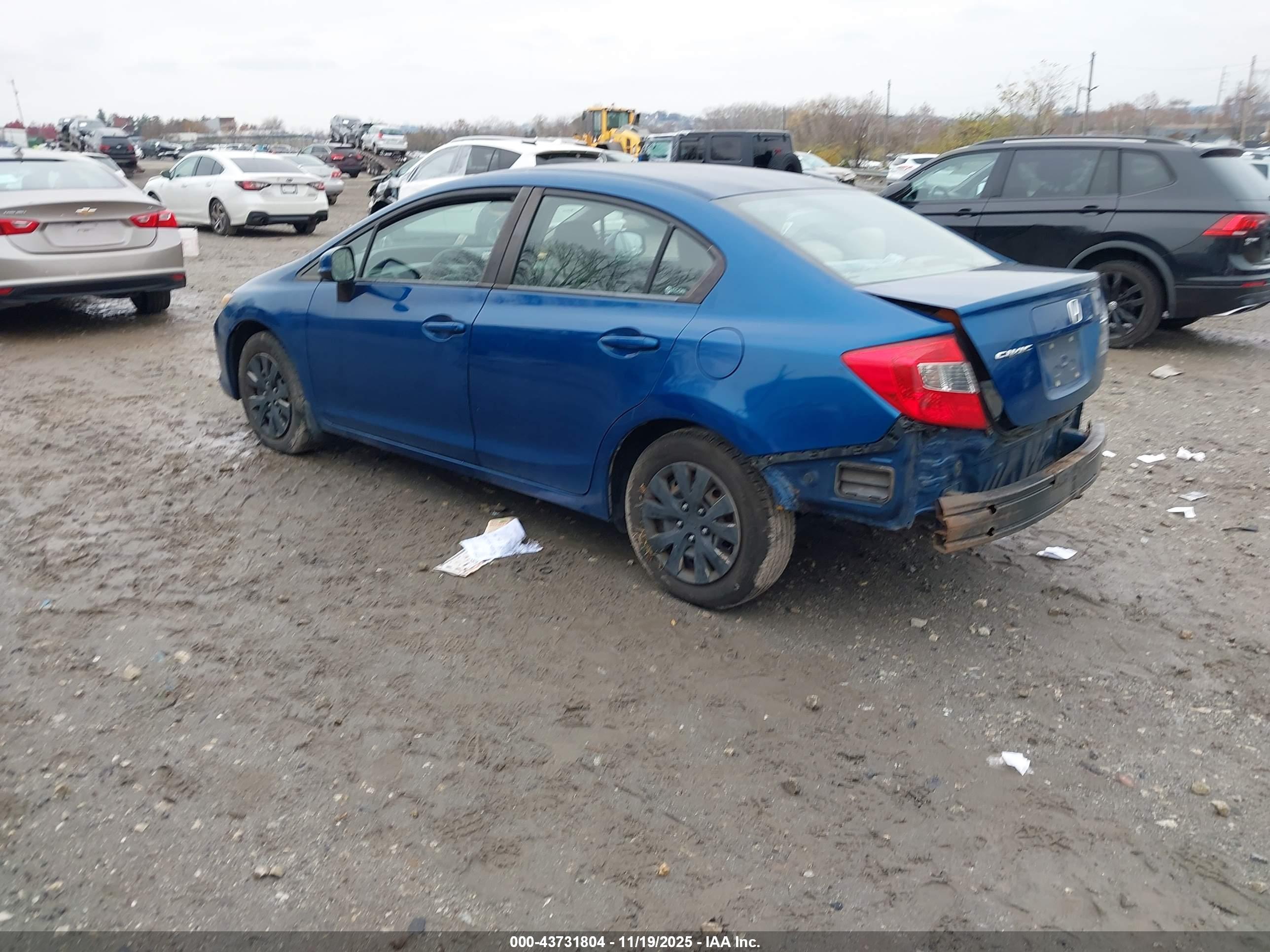 HONDA CIVIC image 3