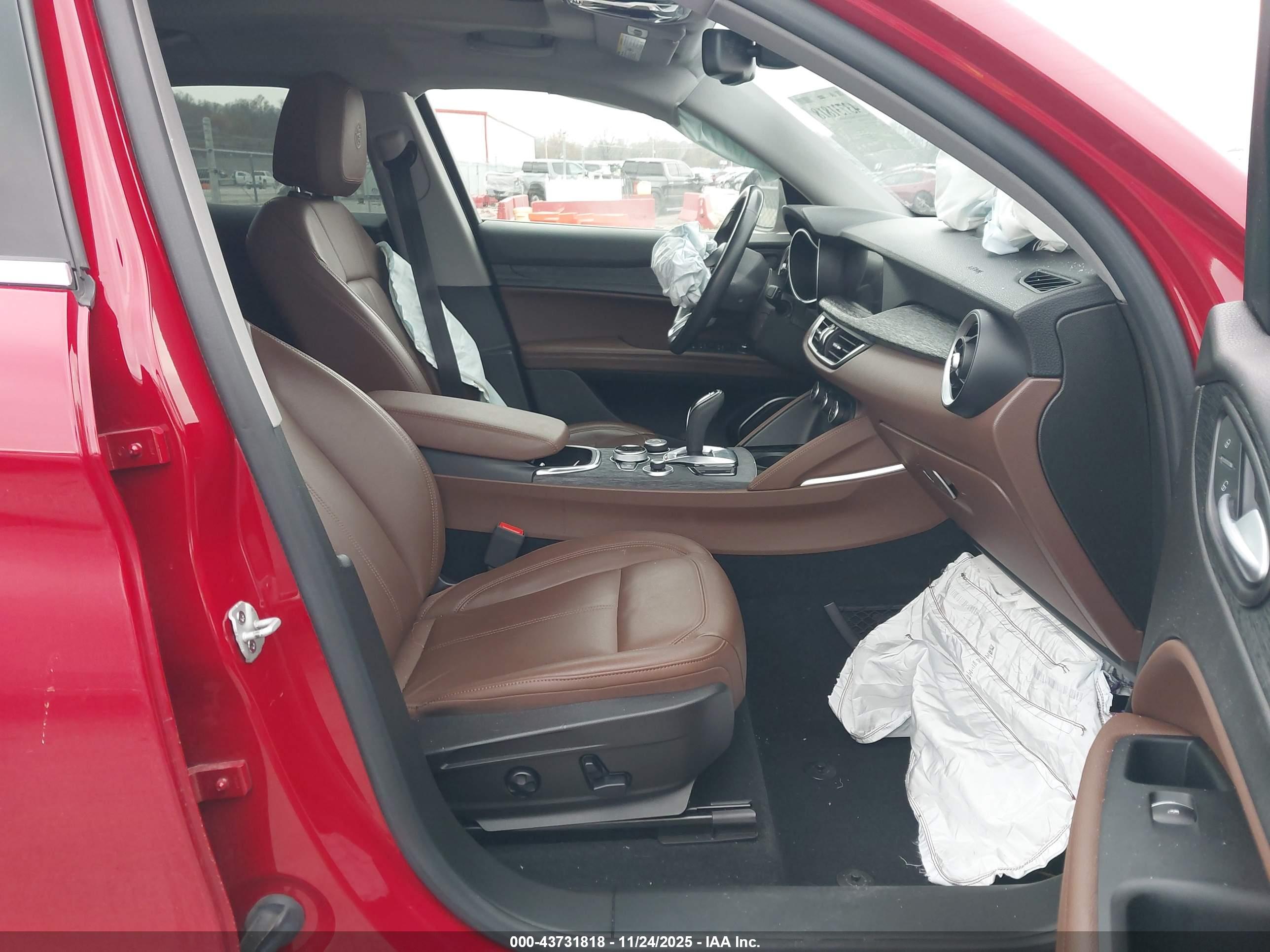 ALFA ROMEO image 5