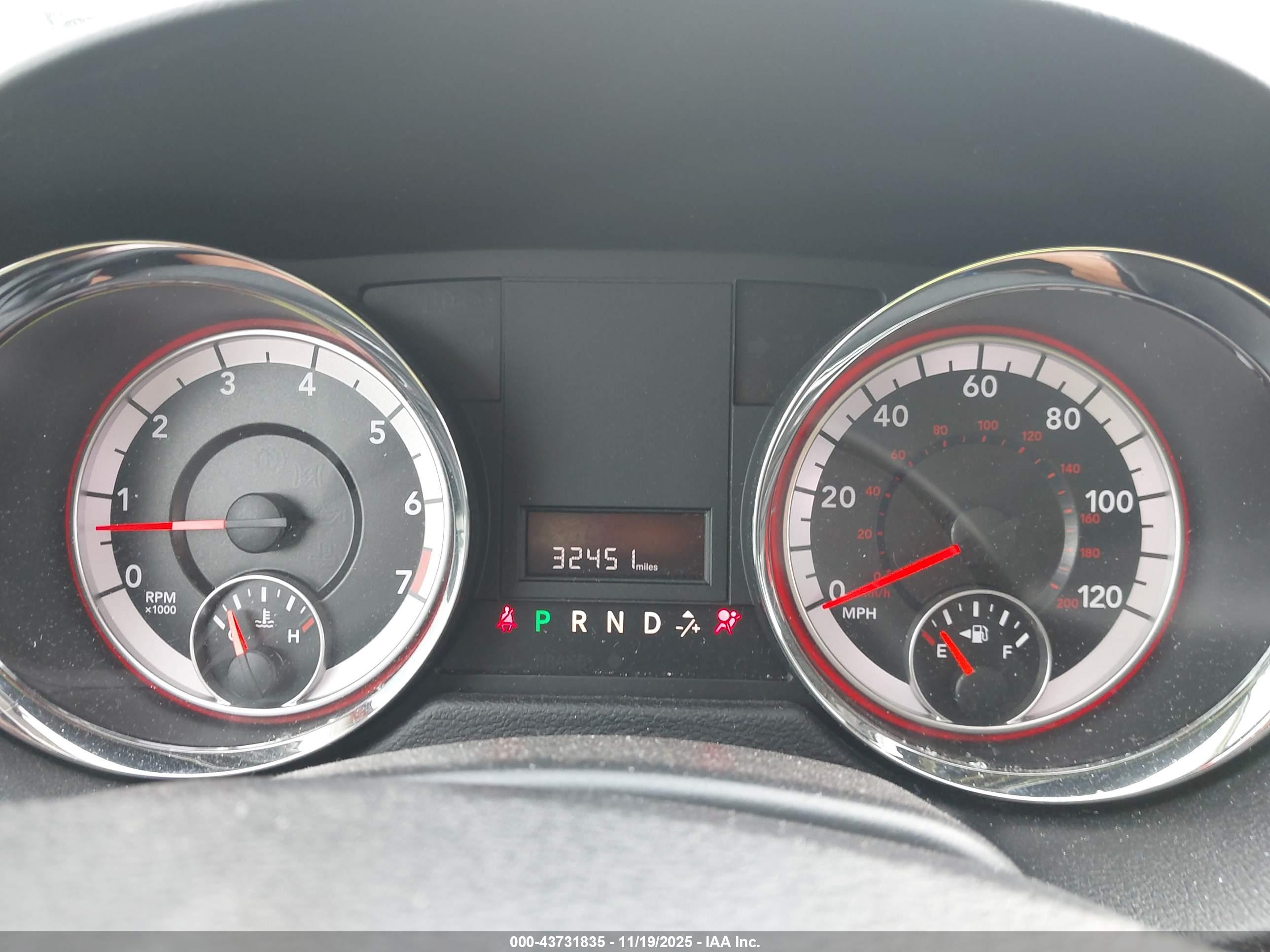 DODGE GRAND image 7