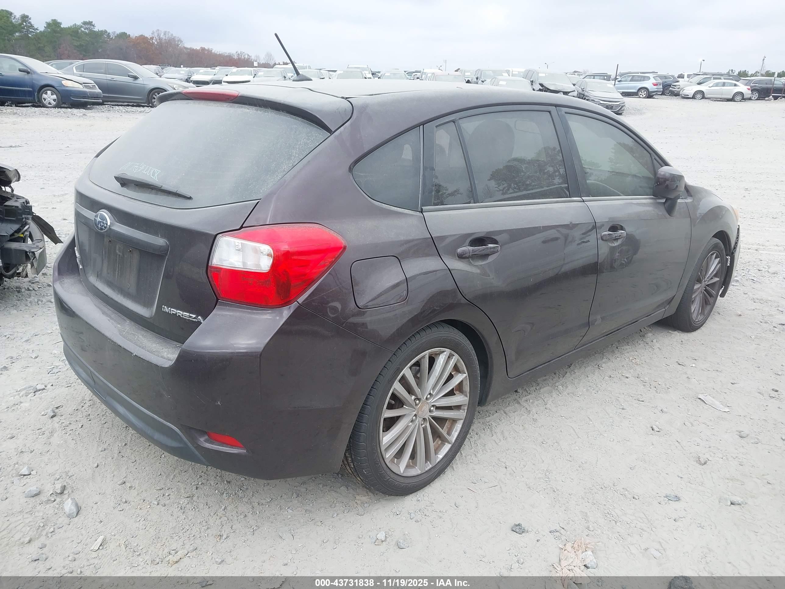 SUBARU IMPREZA image 4