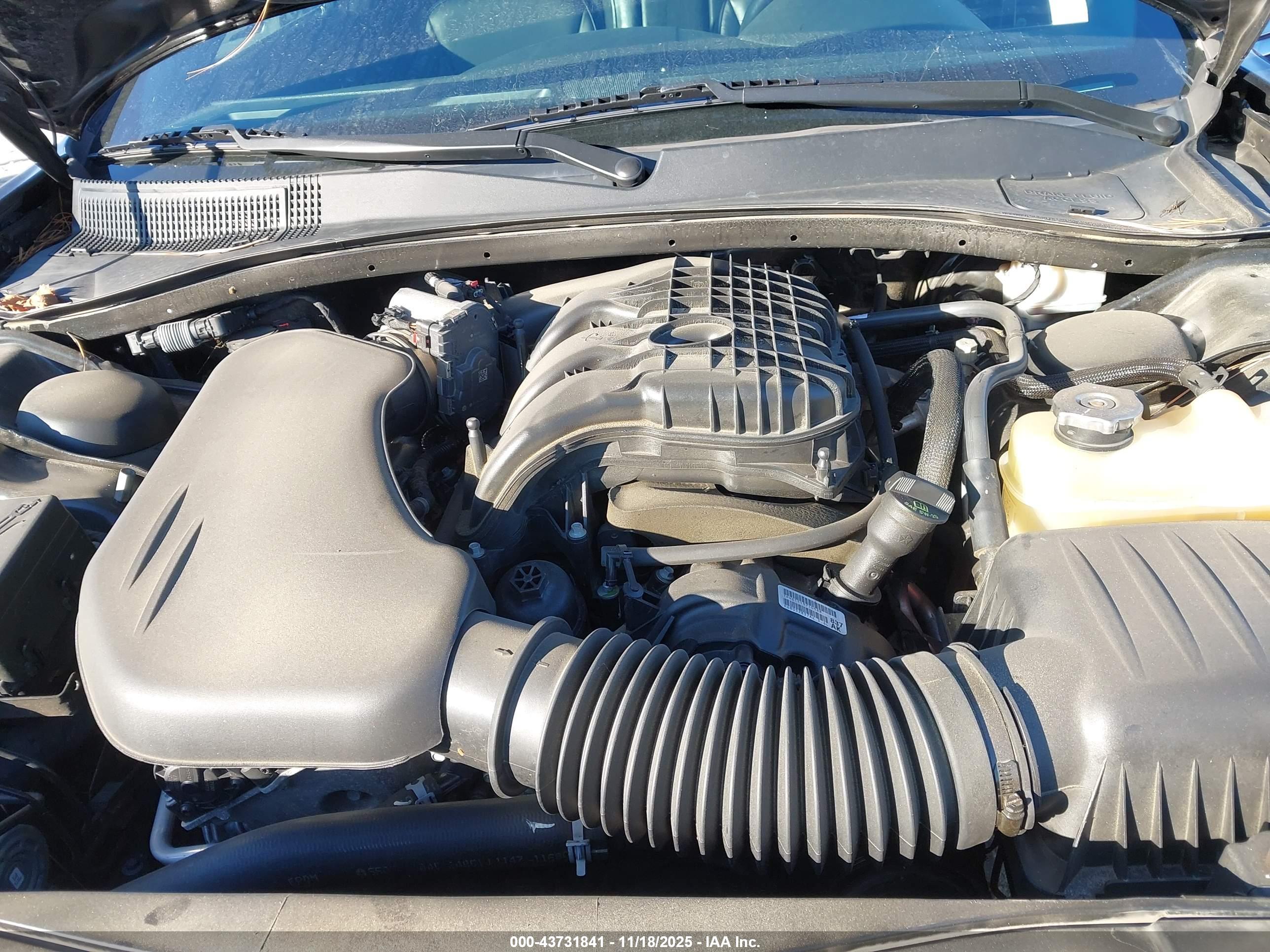 CHRYSLER 300C image 10
