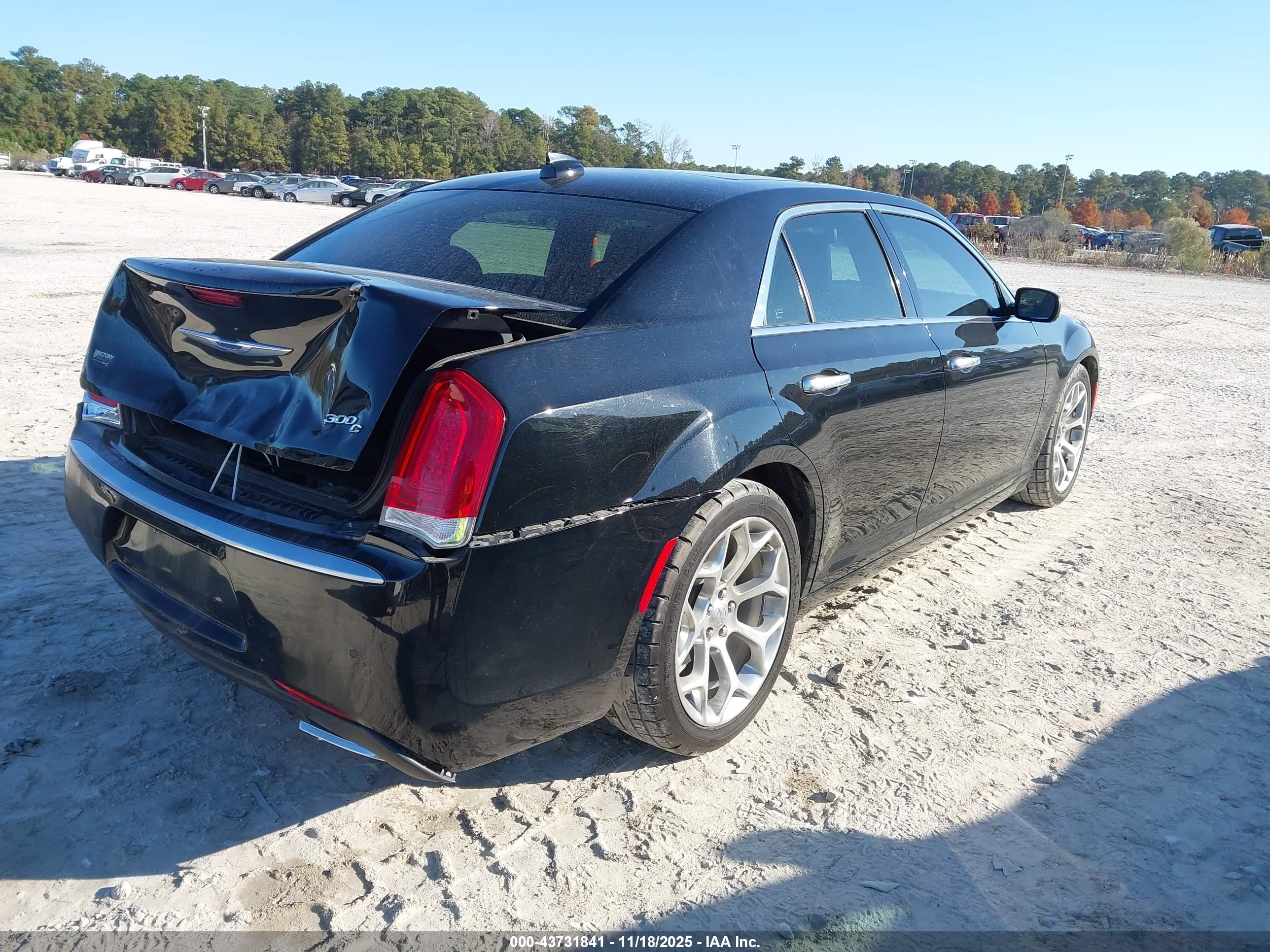 CHRYSLER 300C image 4