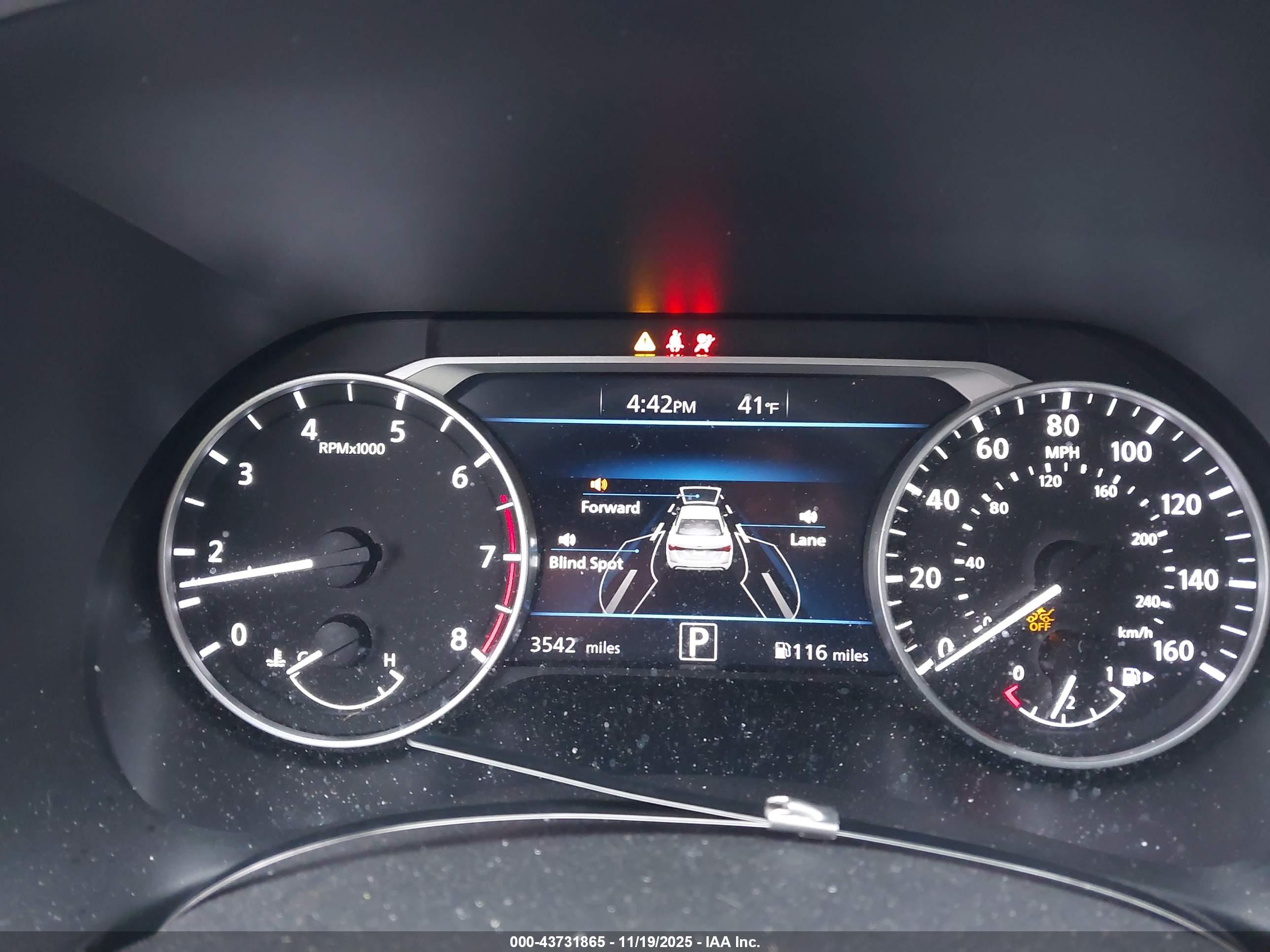 NISSAN SENTRA image 7