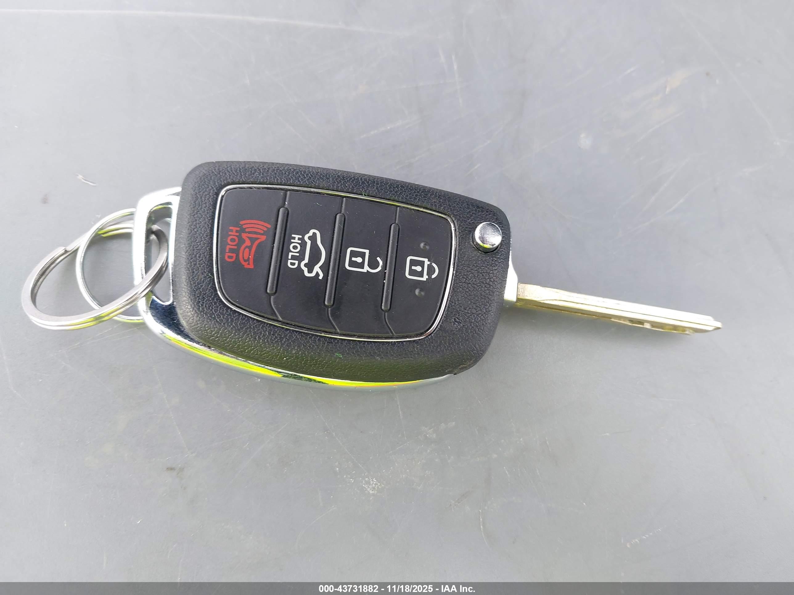 HYUNDAI SONATA image 11