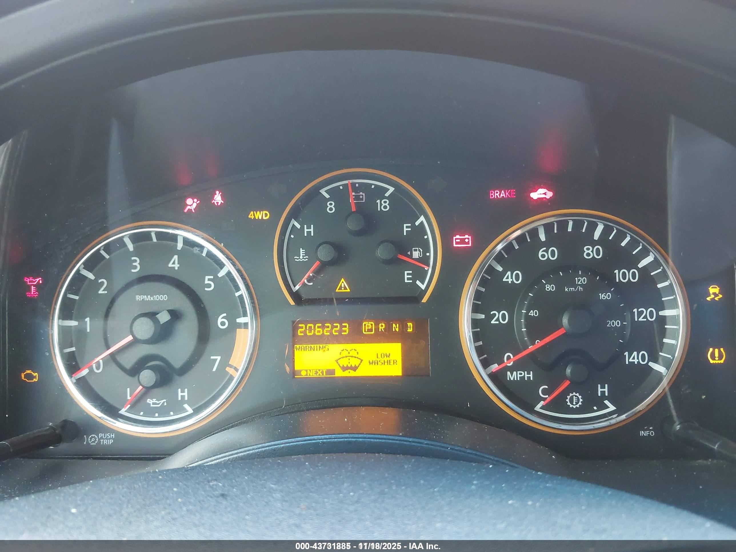 NISSAN ARMADA image 7