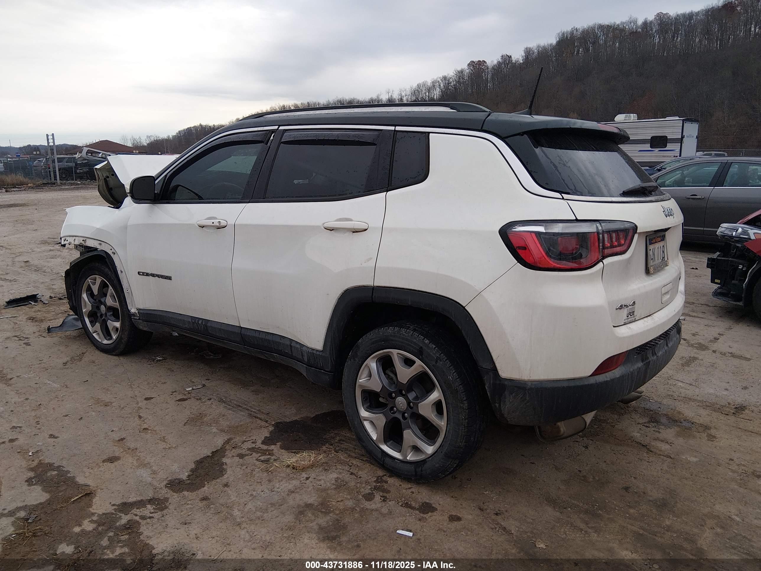 JEEP COMPASS image 3