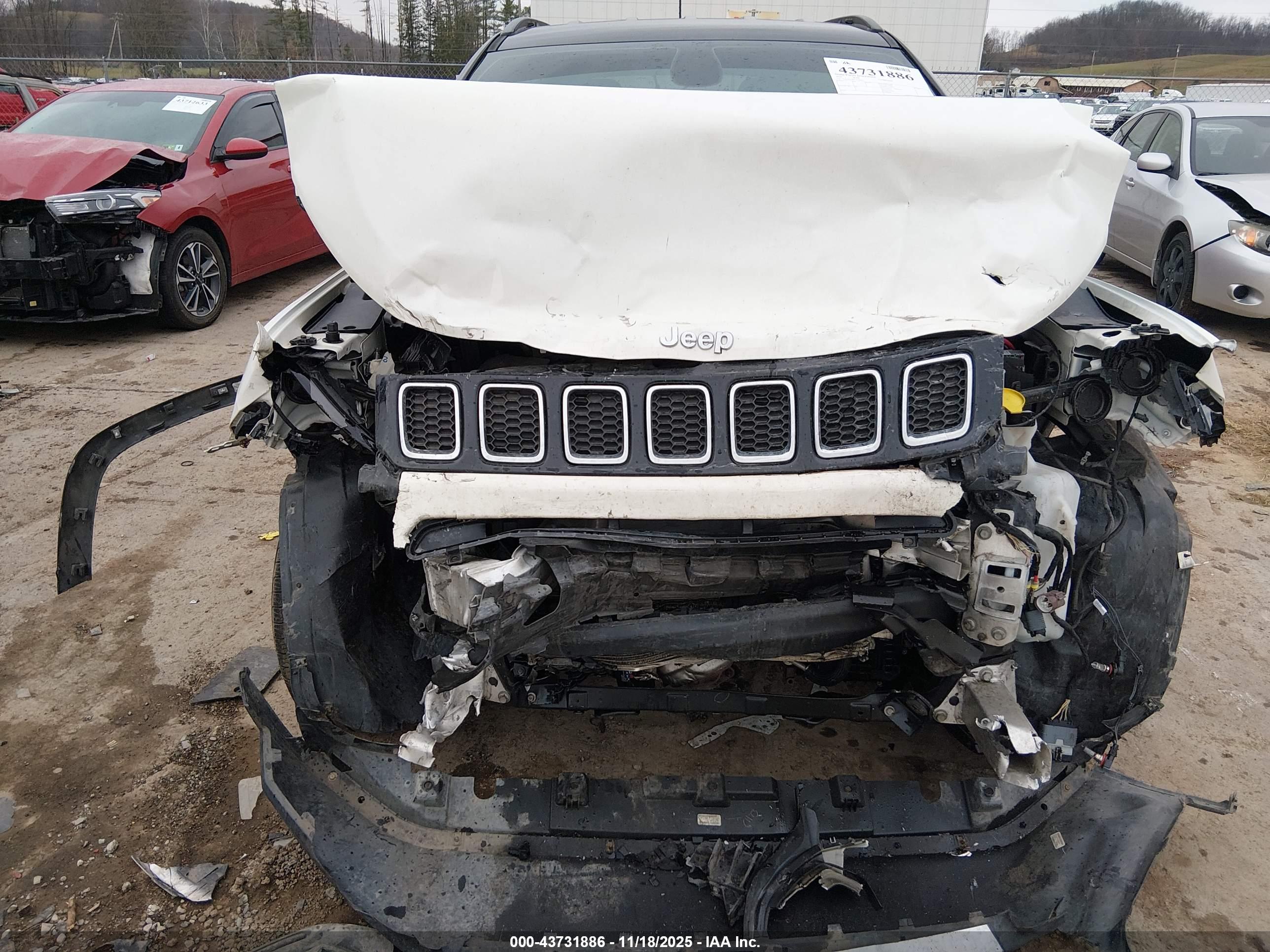 JEEP COMPASS image 6