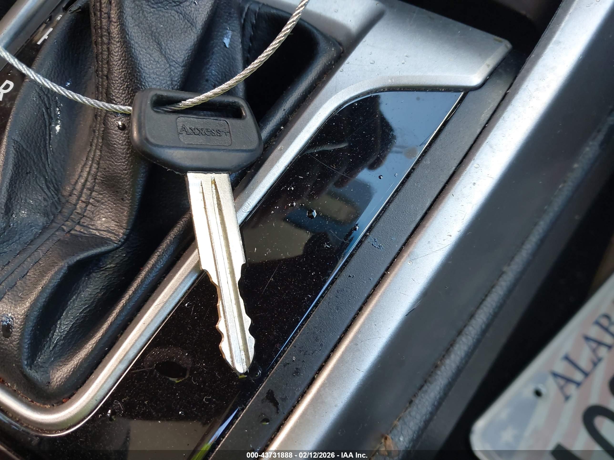 HYUNDAI ELANTRA image 11