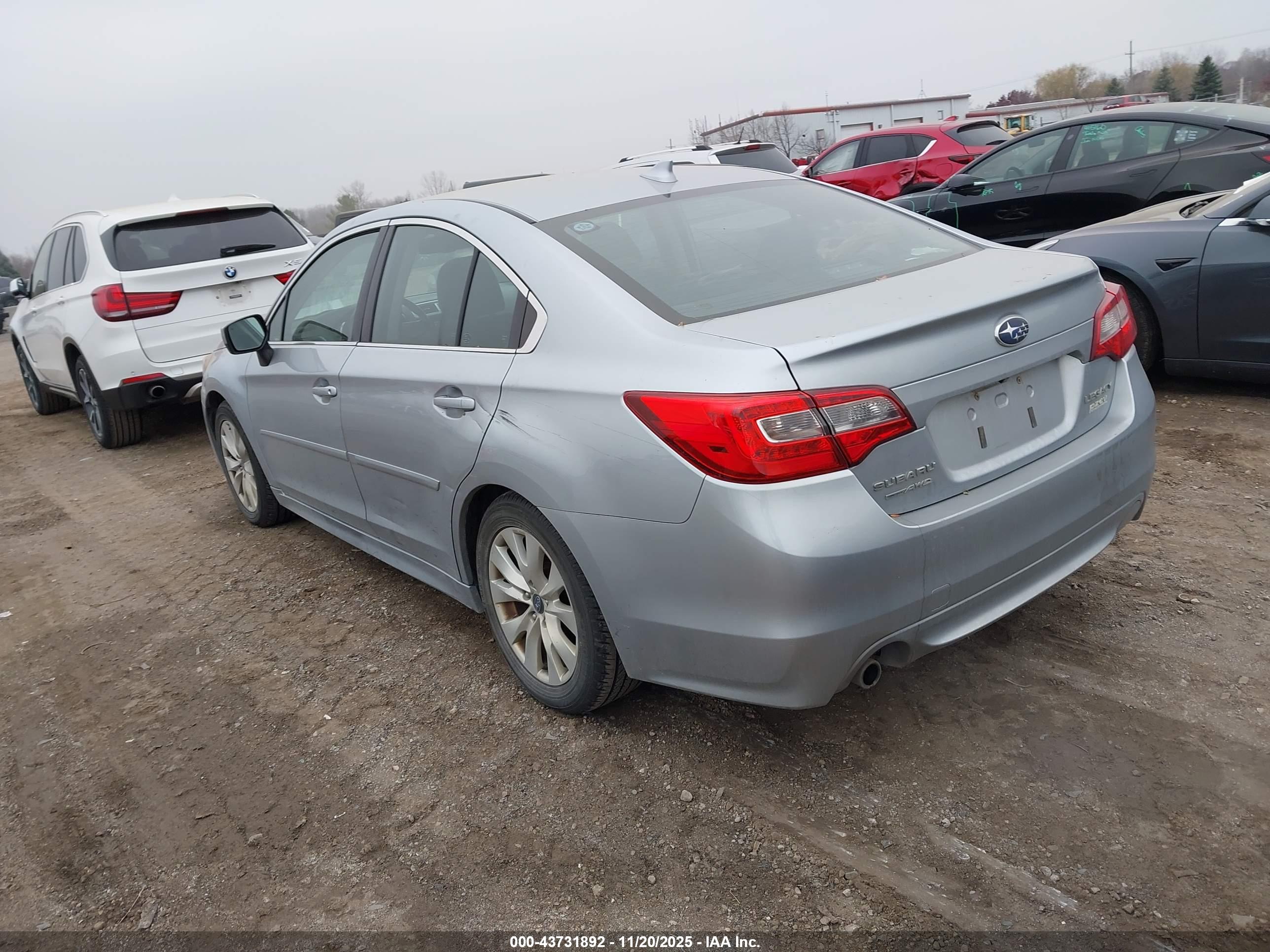 SUBARU LEGACY image 3