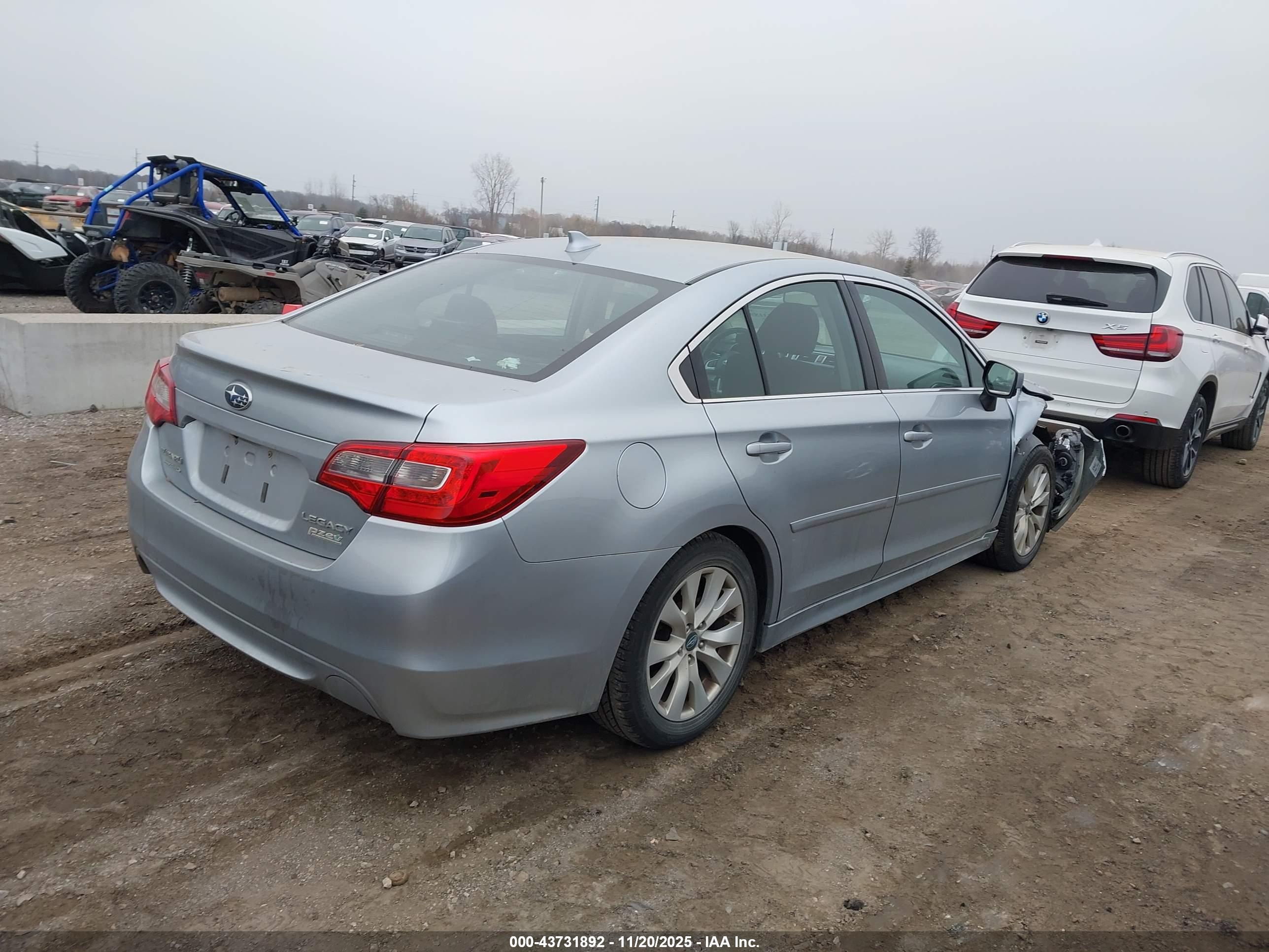 SUBARU LEGACY image 4