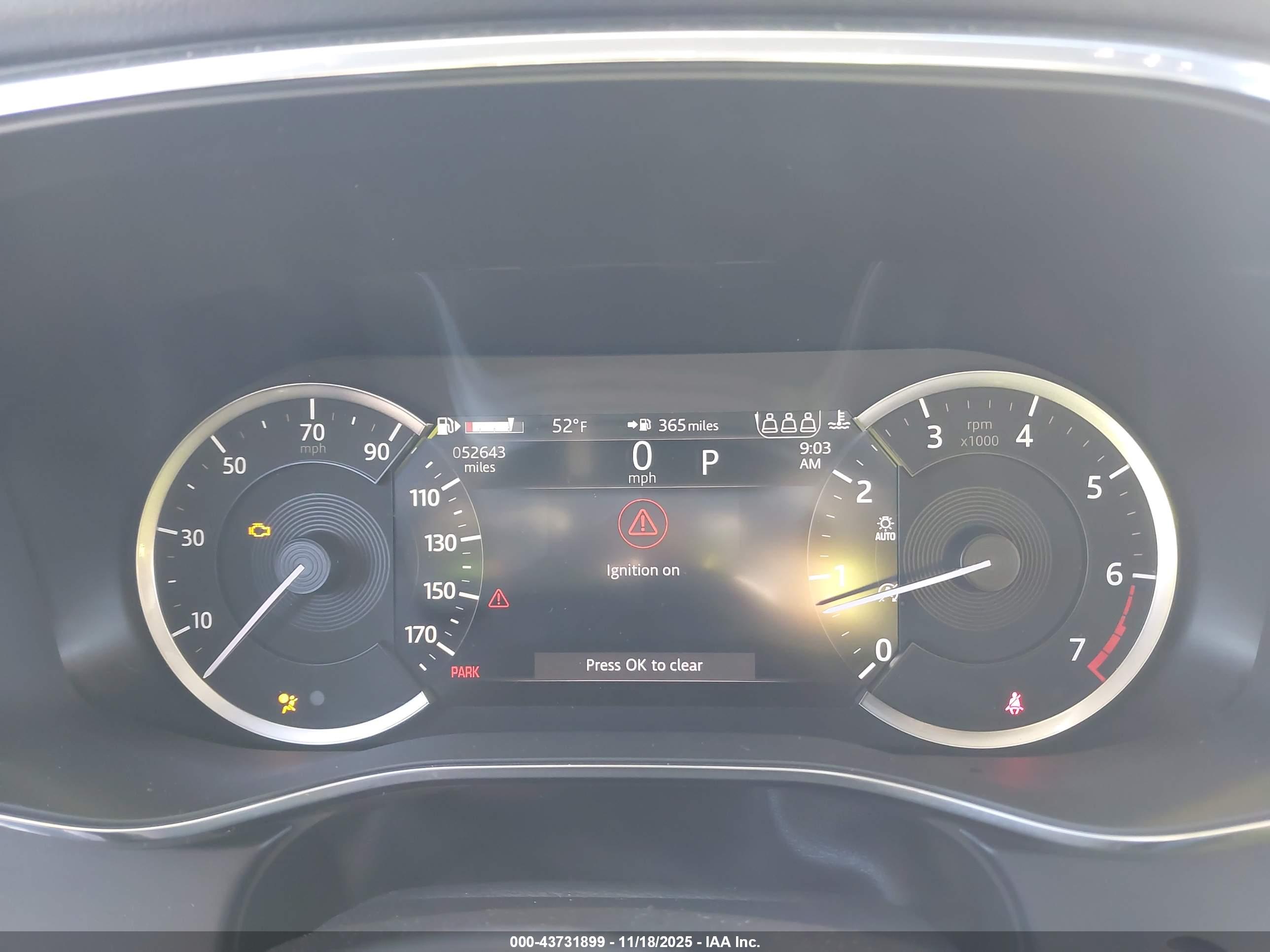 JAGUAR F-PACE image 7