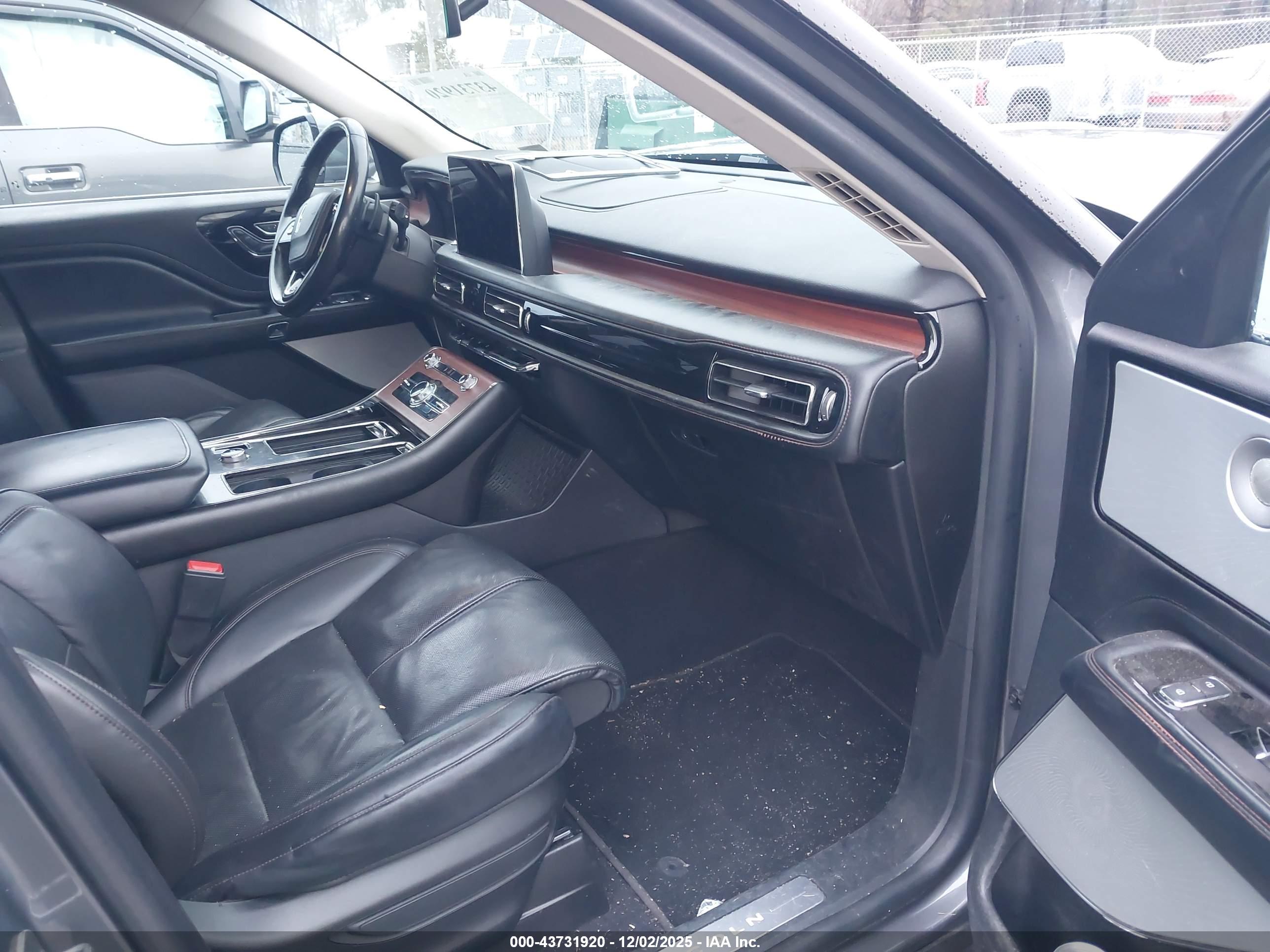 LINCOLN AVIATOR image 5