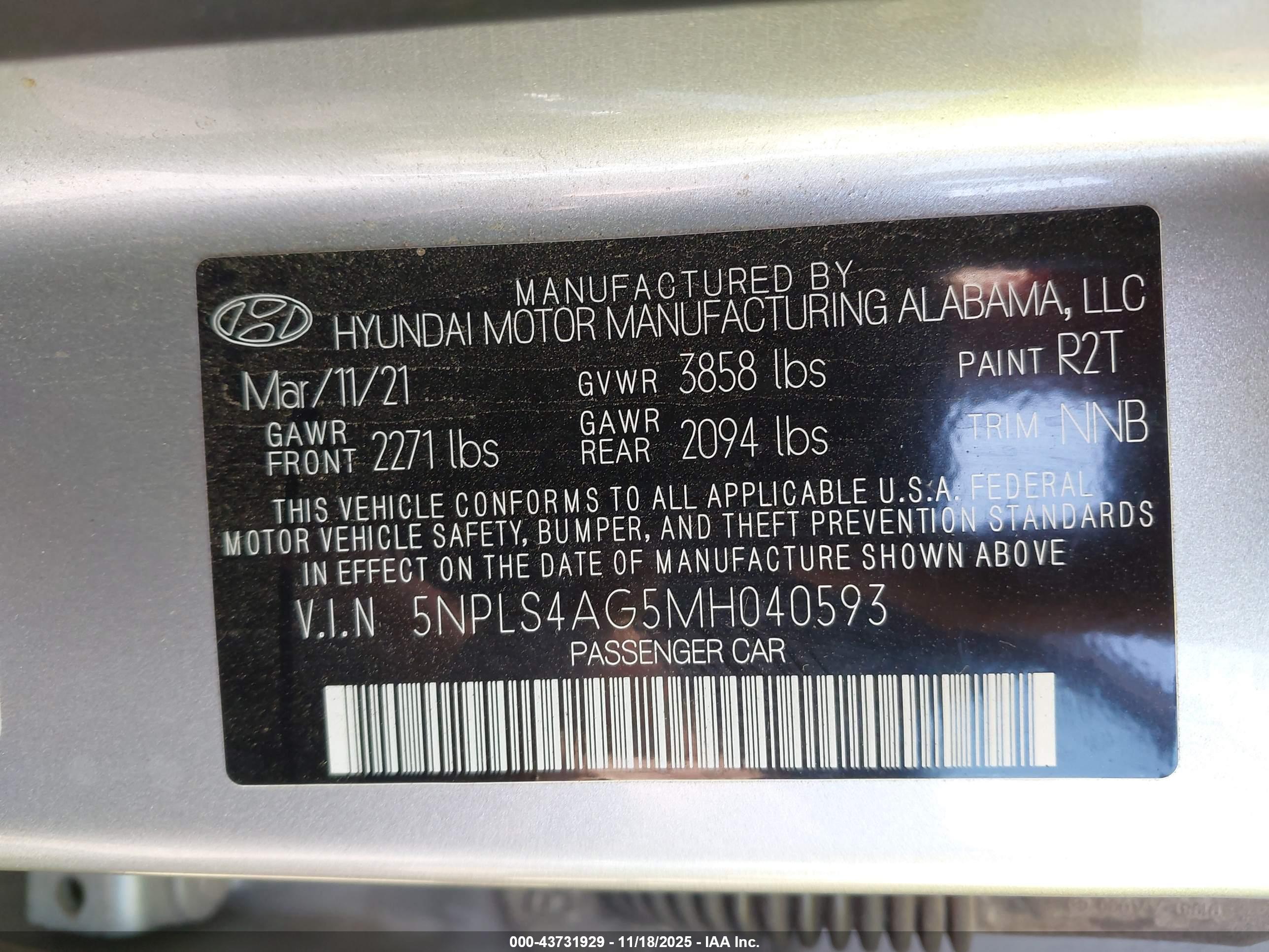 HYUNDAI ELANTRA image 9