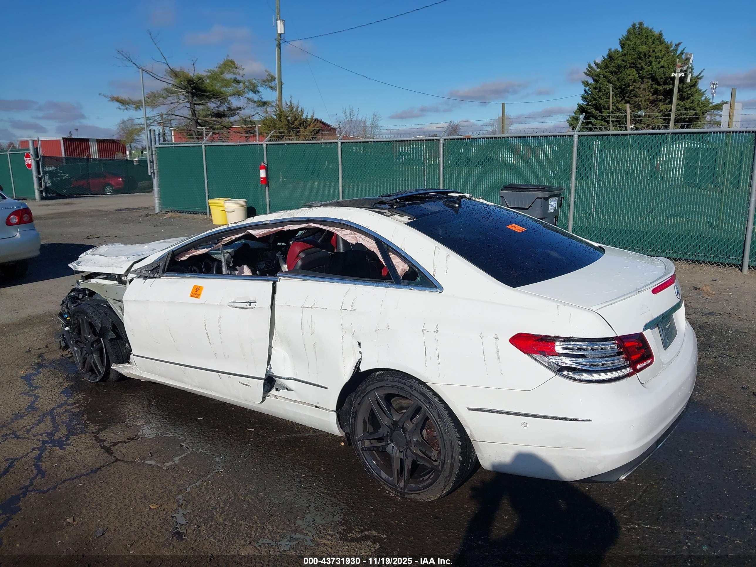MERCEDES-BENZ E image 3
