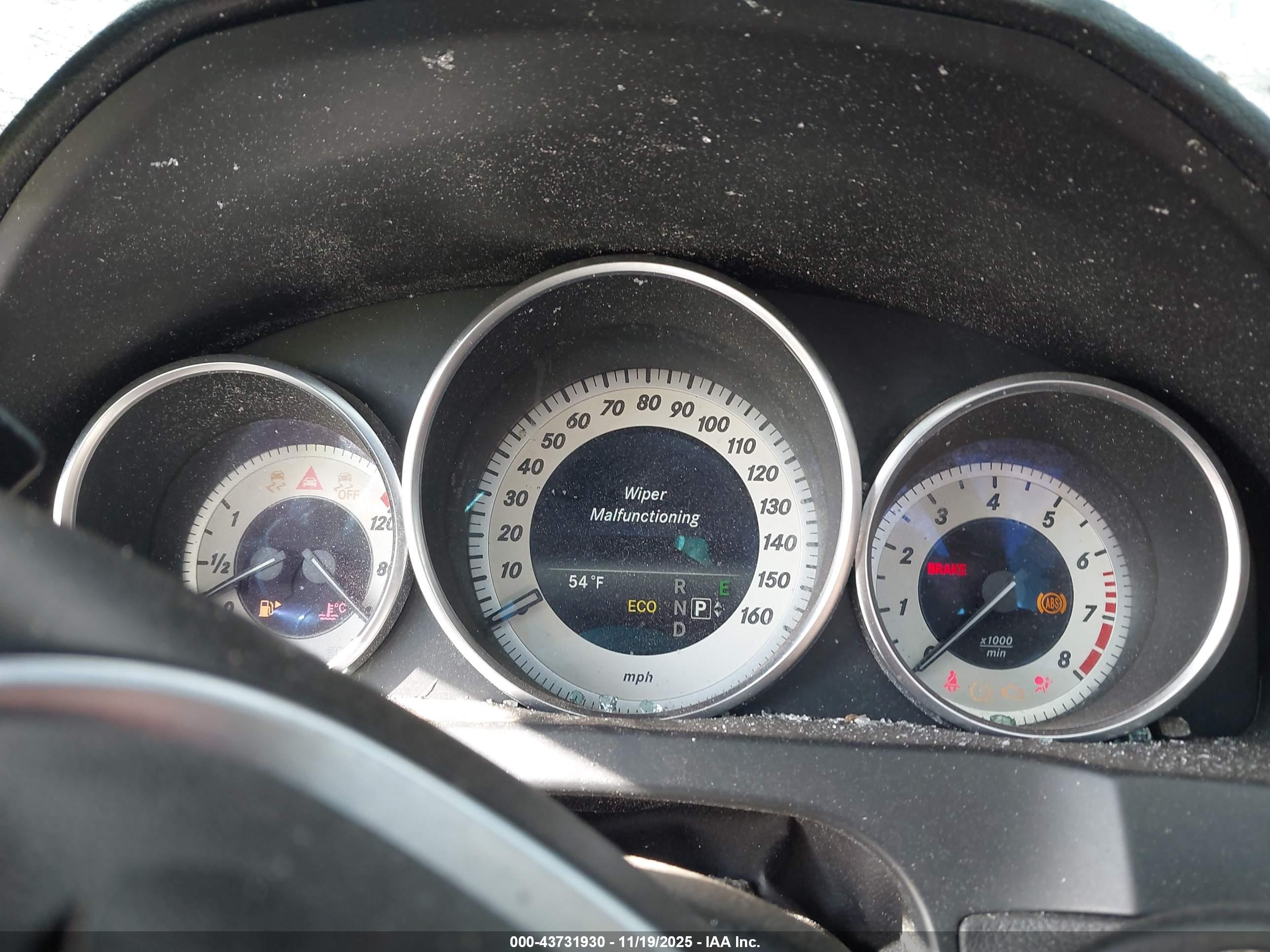 MERCEDES-BENZ E image 7