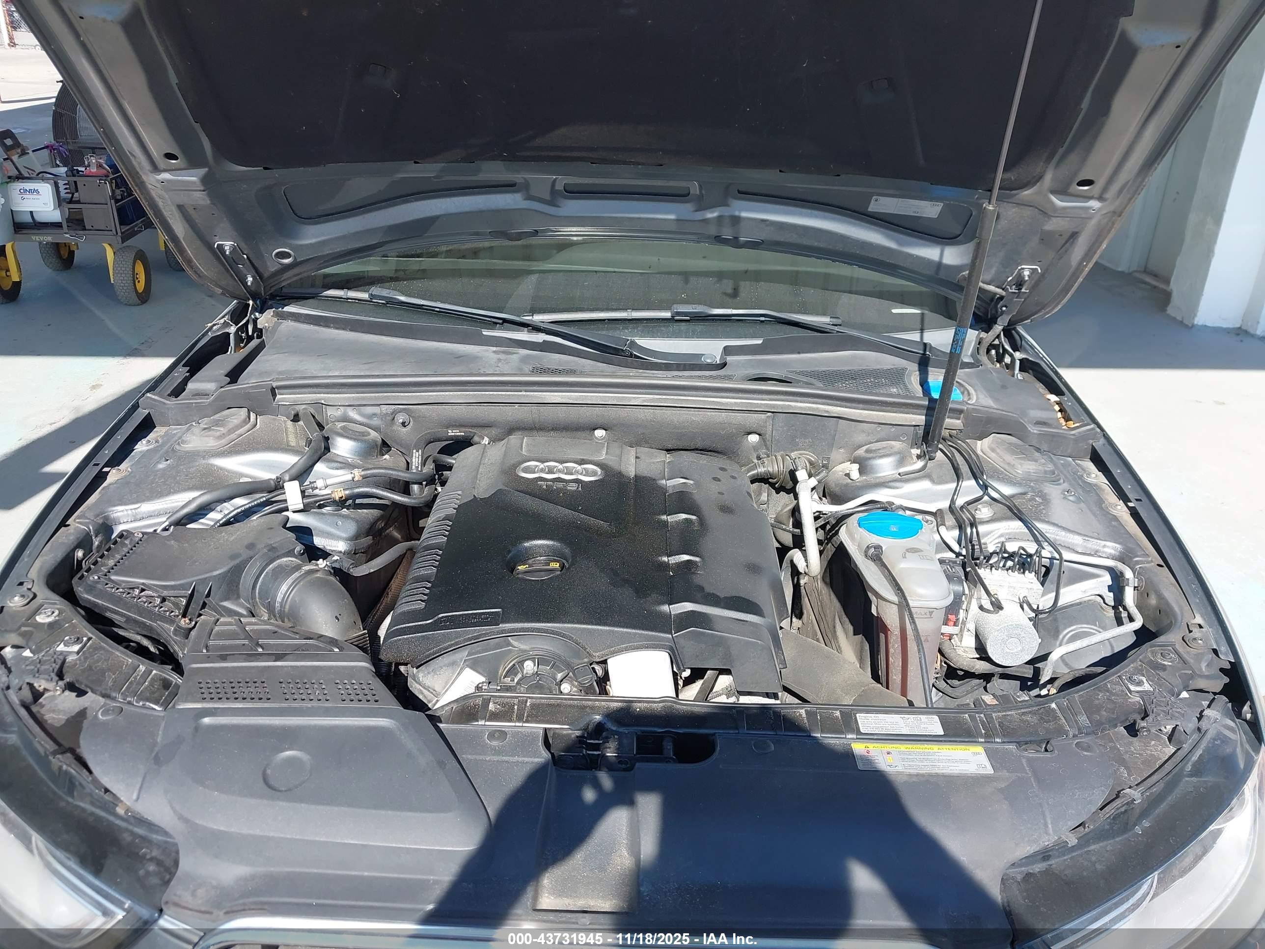 AUDI A4 image 10