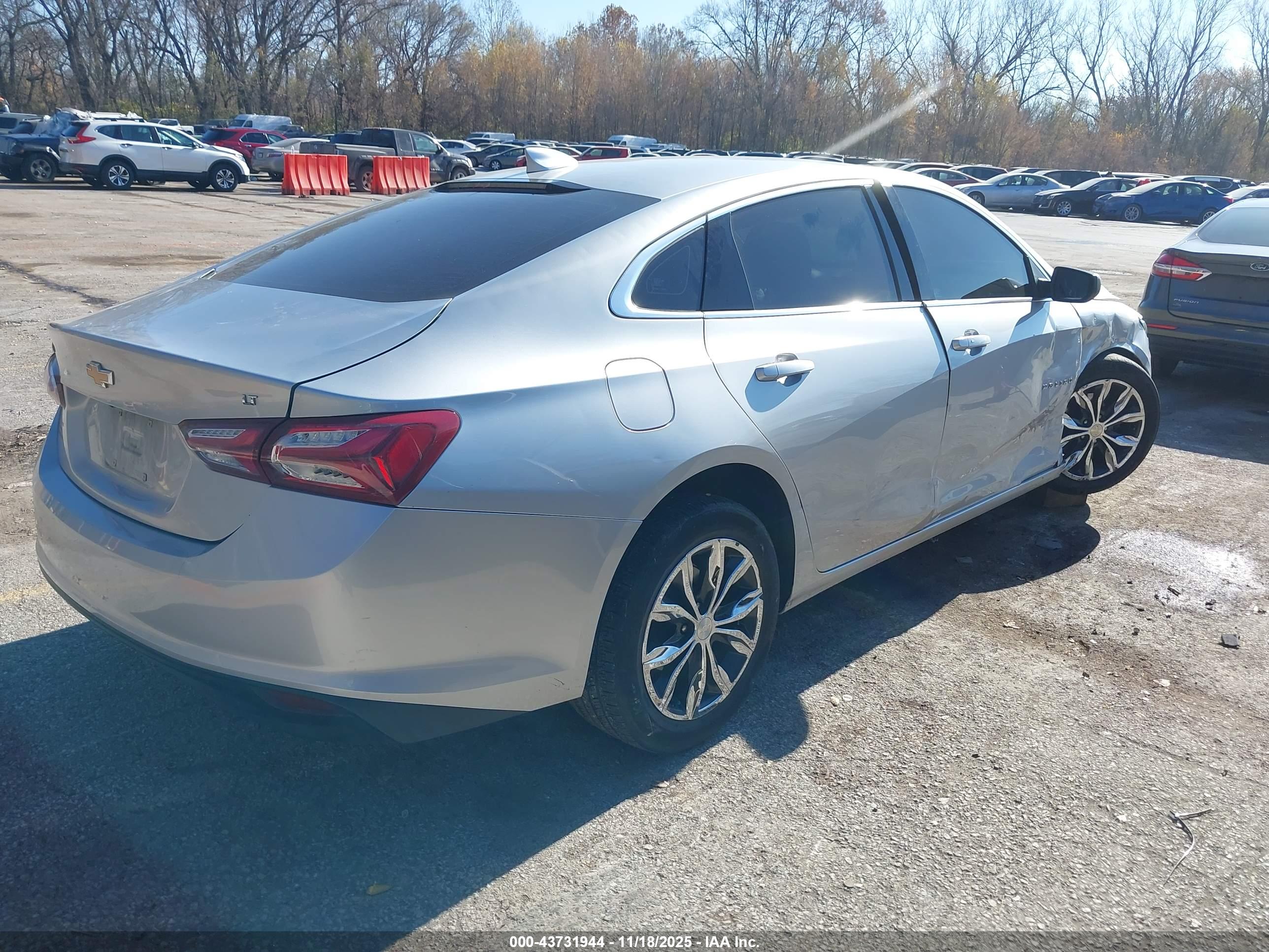 CHEVROLET MALIBU image 4