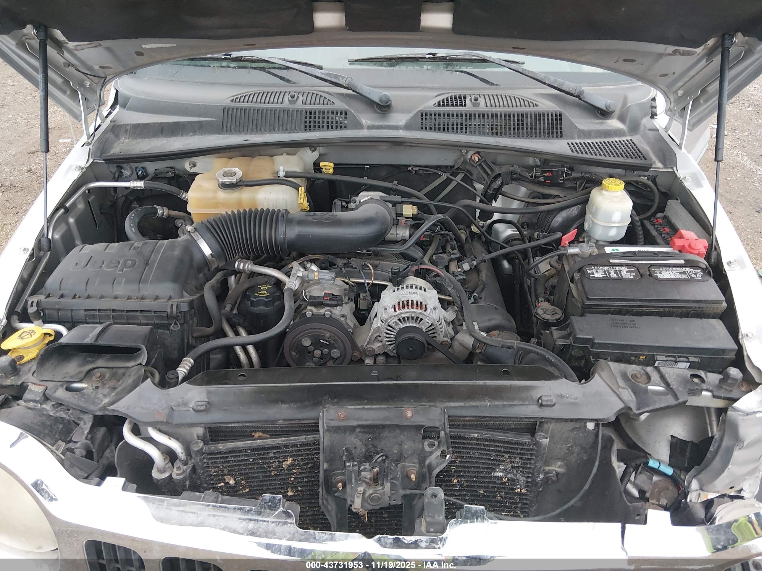 JEEP LIBERTY image 10