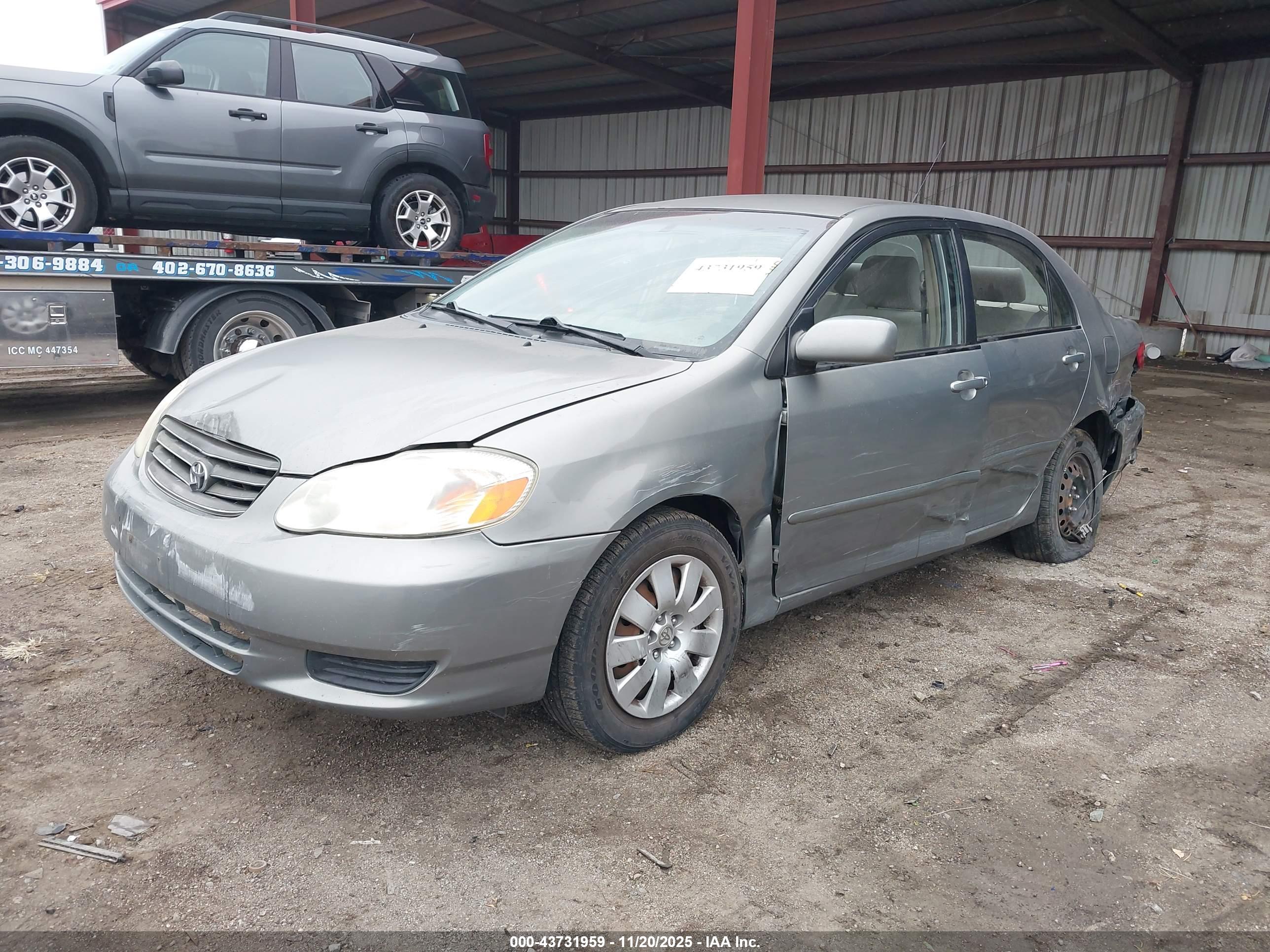 TOYOTA COROLLA image 2