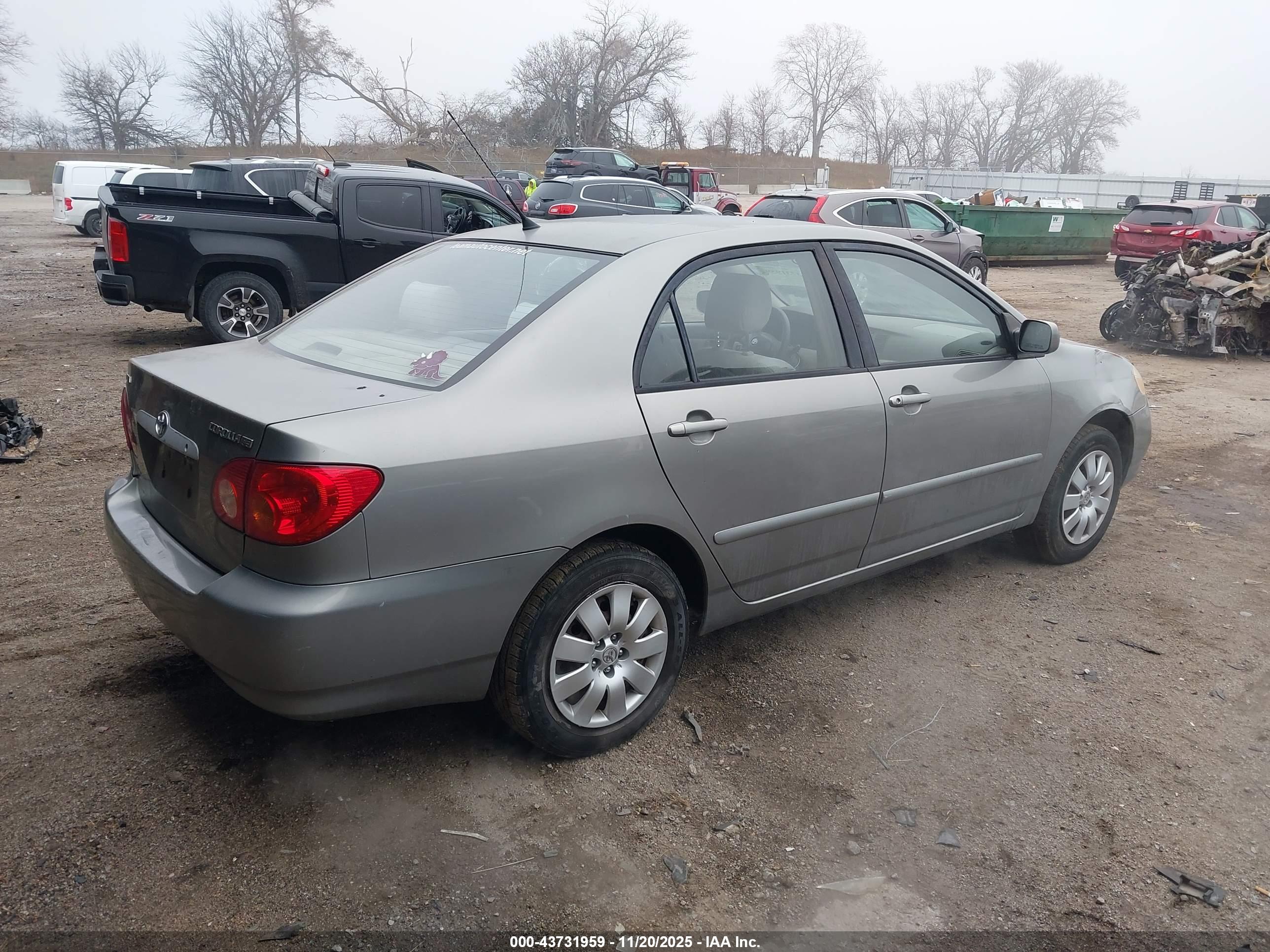 TOYOTA COROLLA image 4