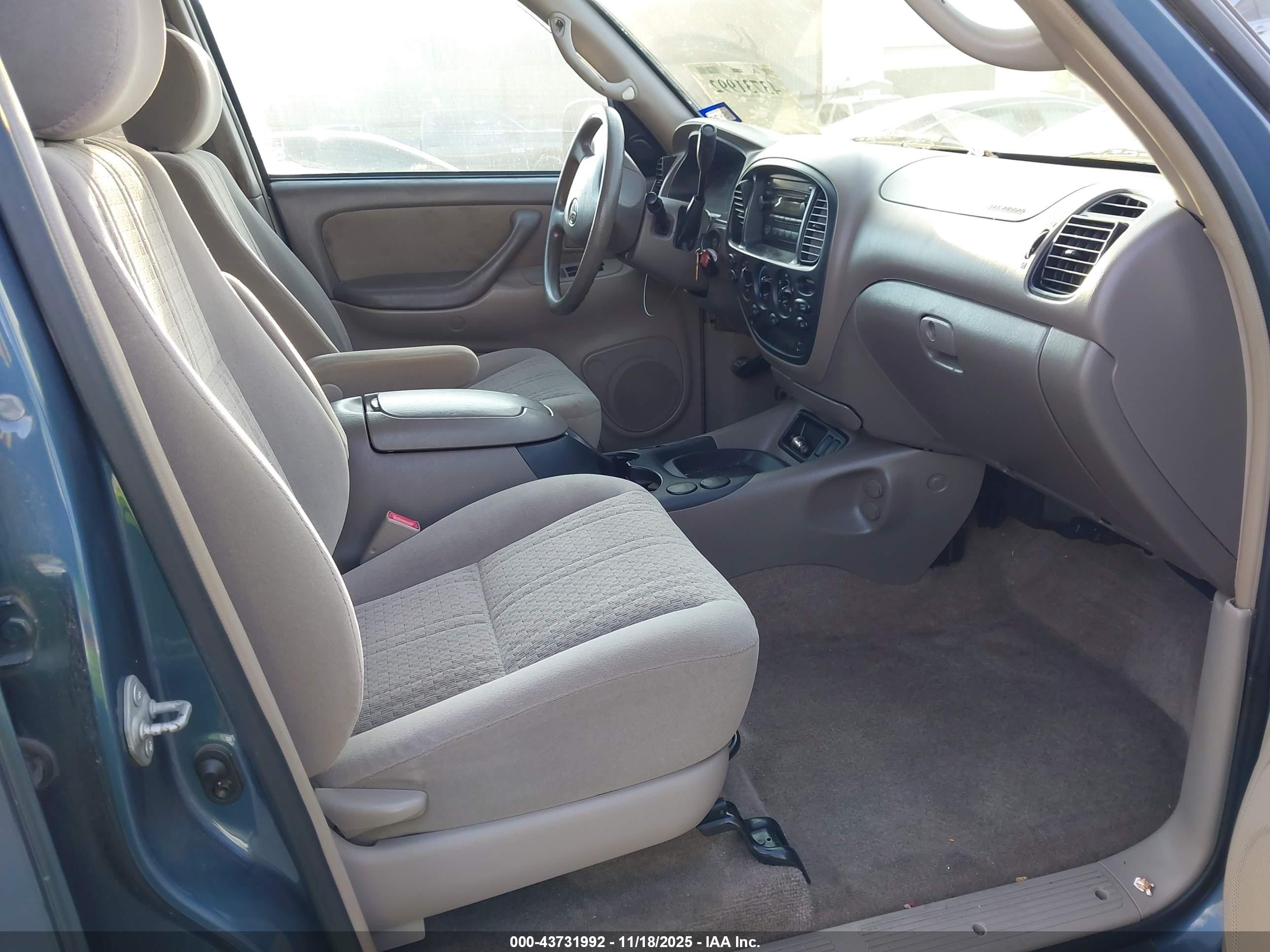 TOYOTA TUNDRA image 5