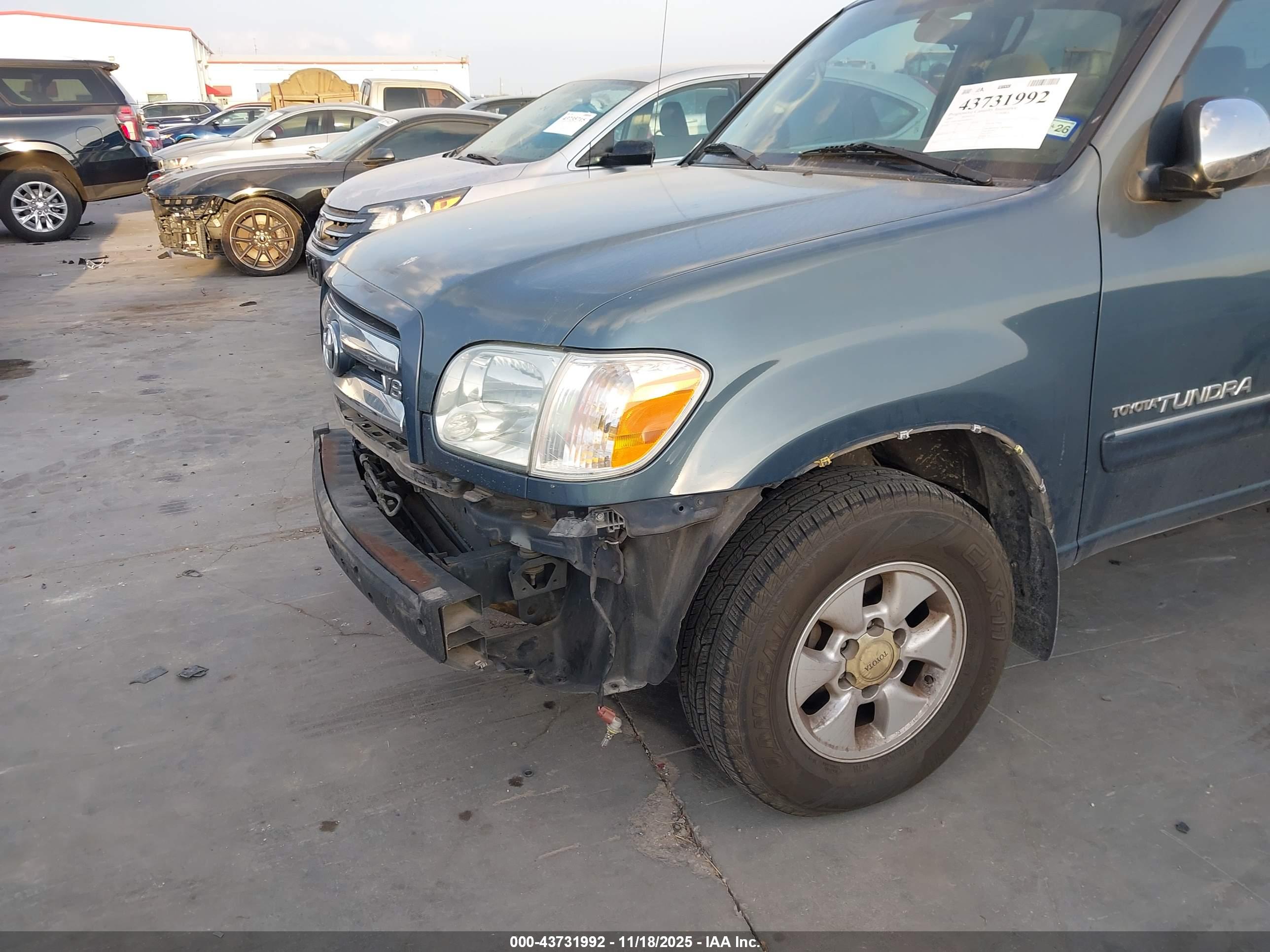TOYOTA TUNDRA image 6