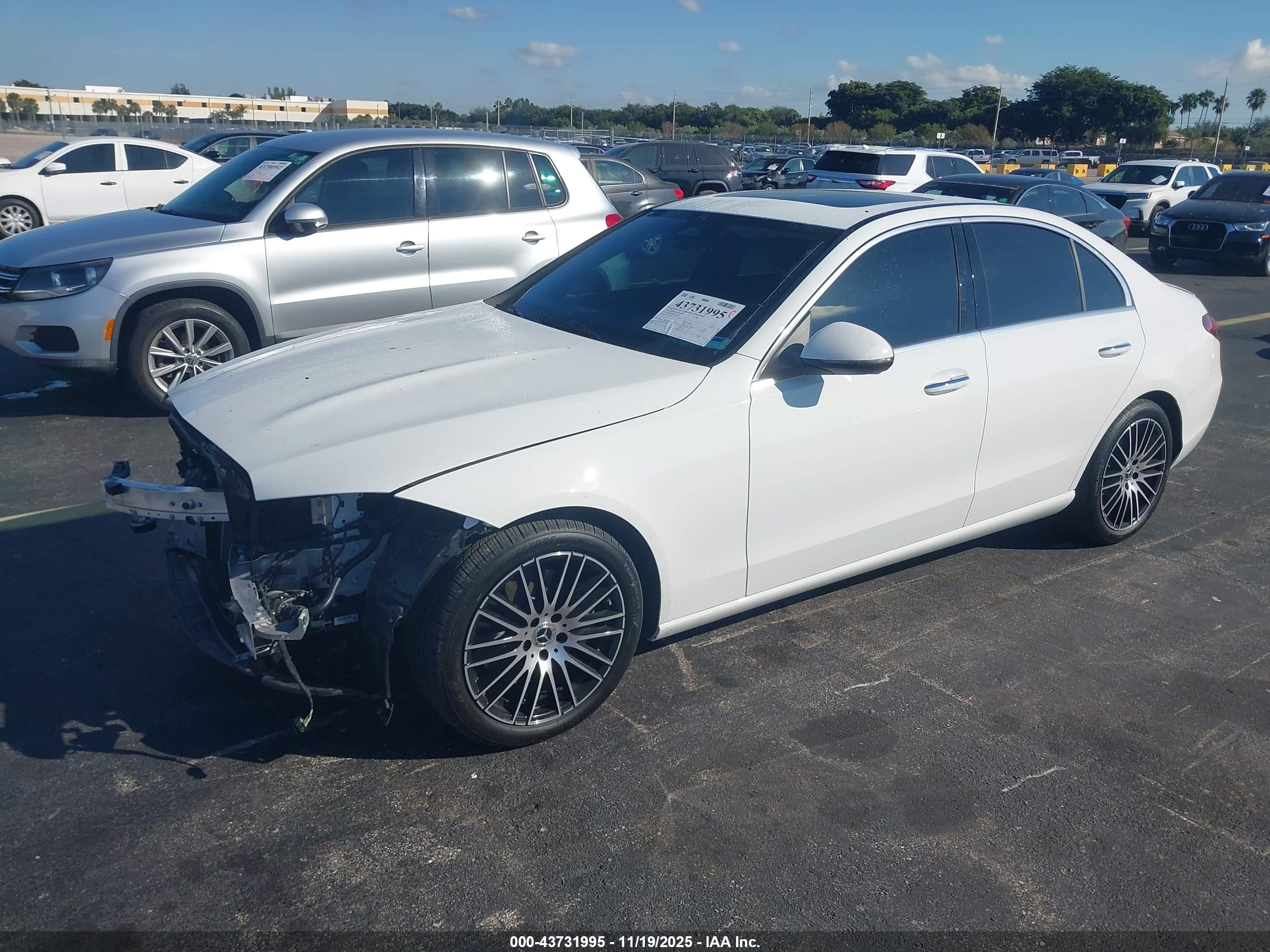 MERCEDES-BENZ C image 2
