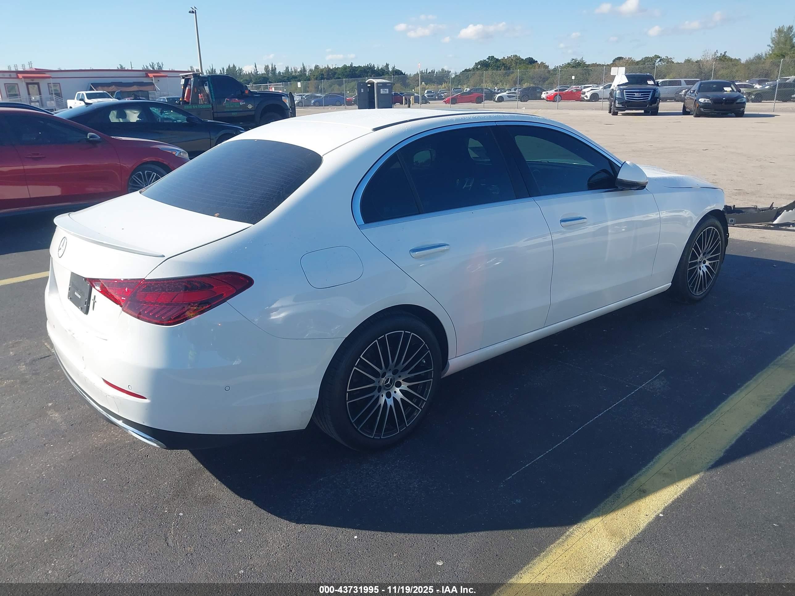 MERCEDES-BENZ C image 4