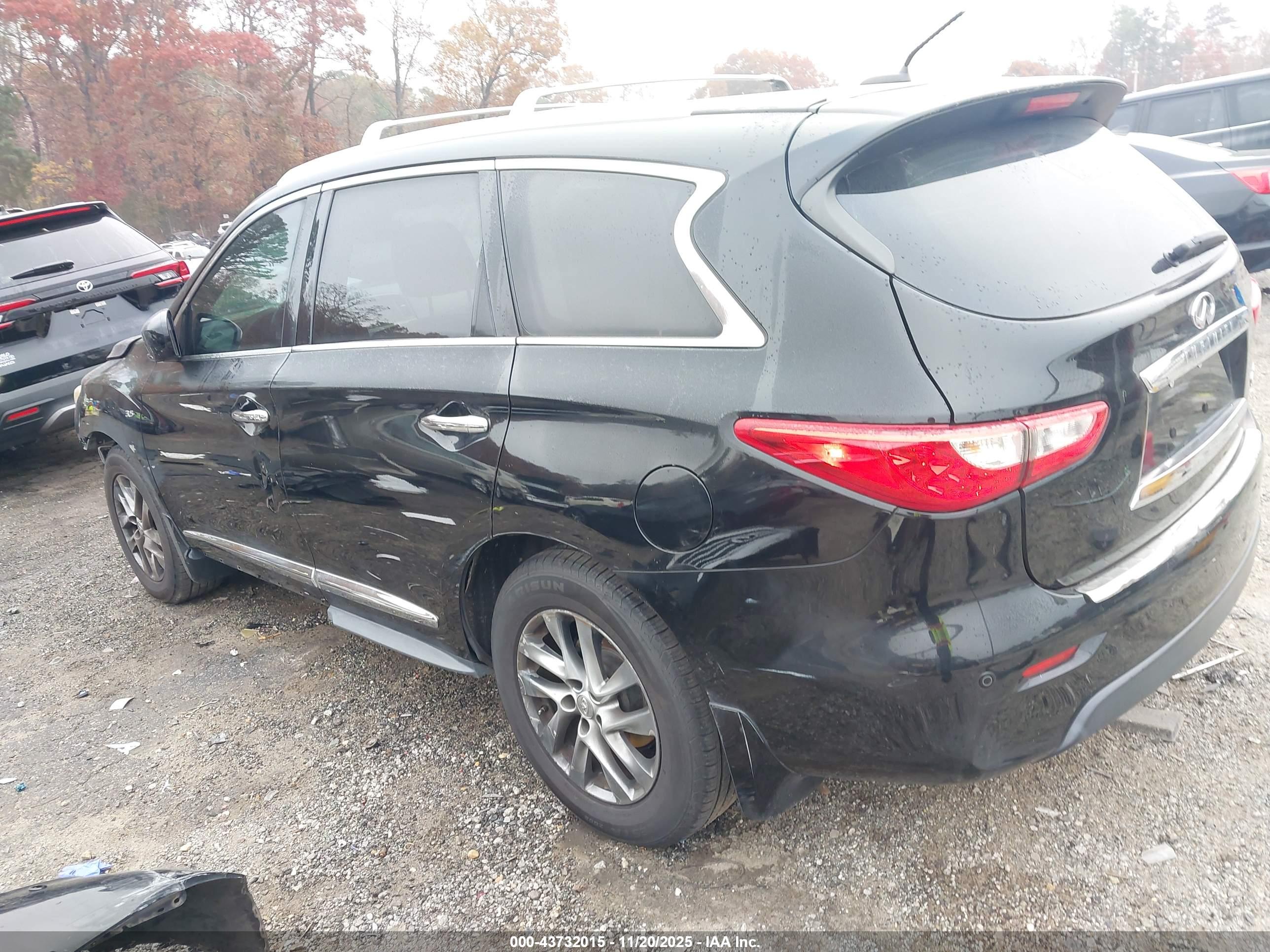INFINITI QX60 image 3