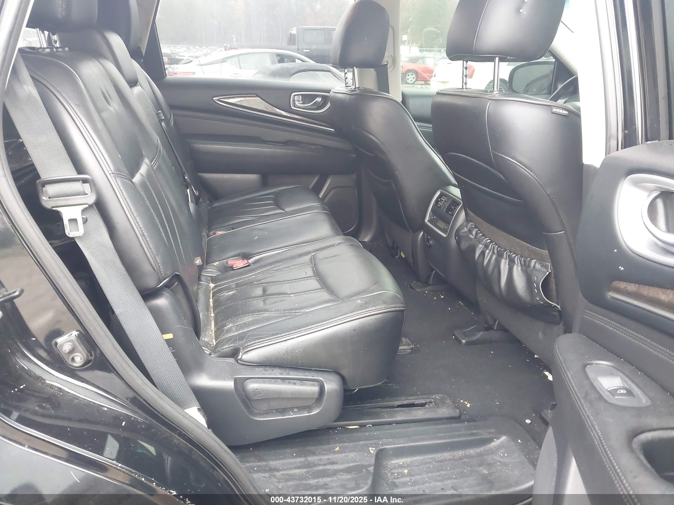 INFINITI QX60 image 8