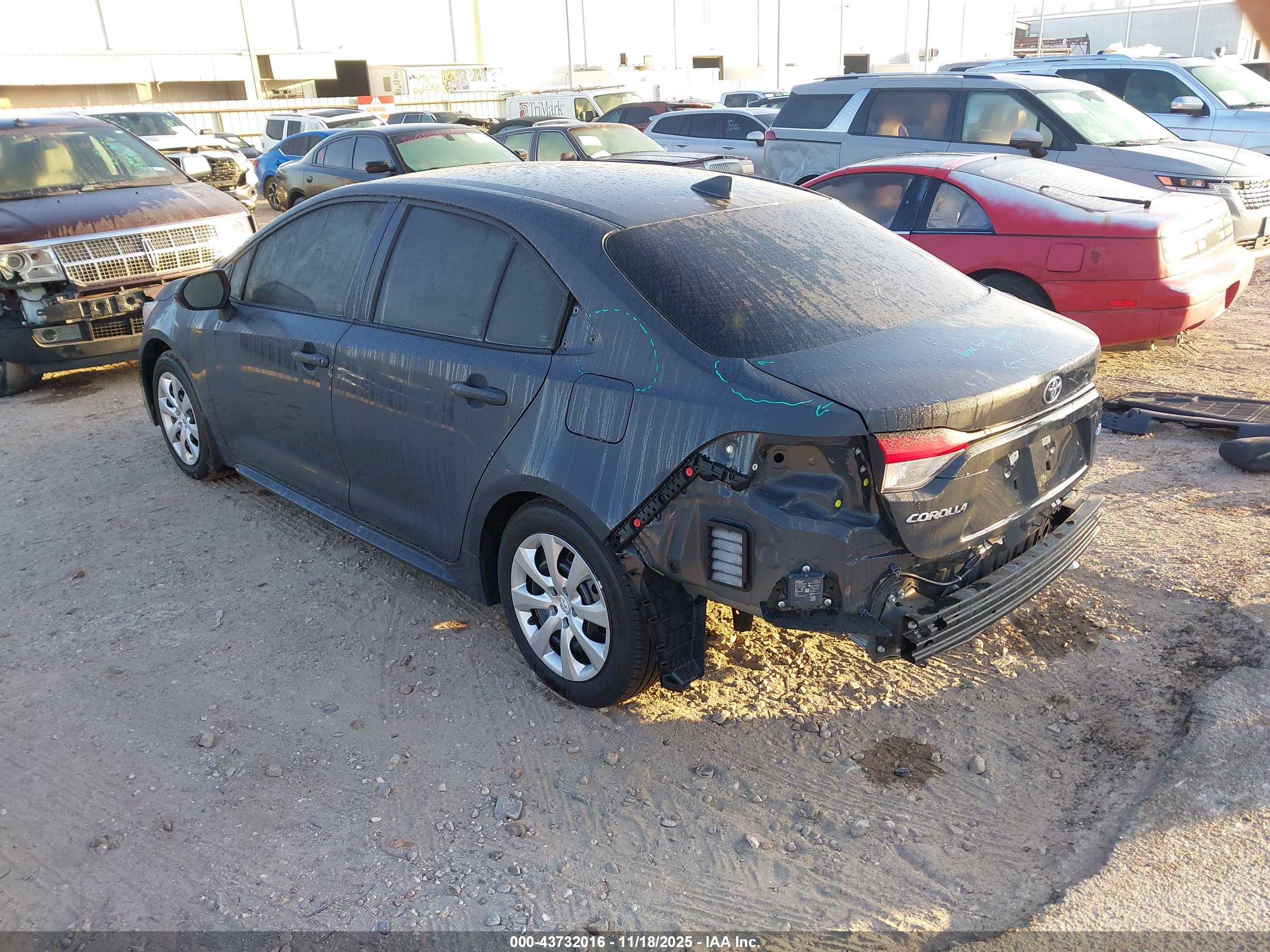 TOYOTA COROLLA image 3
