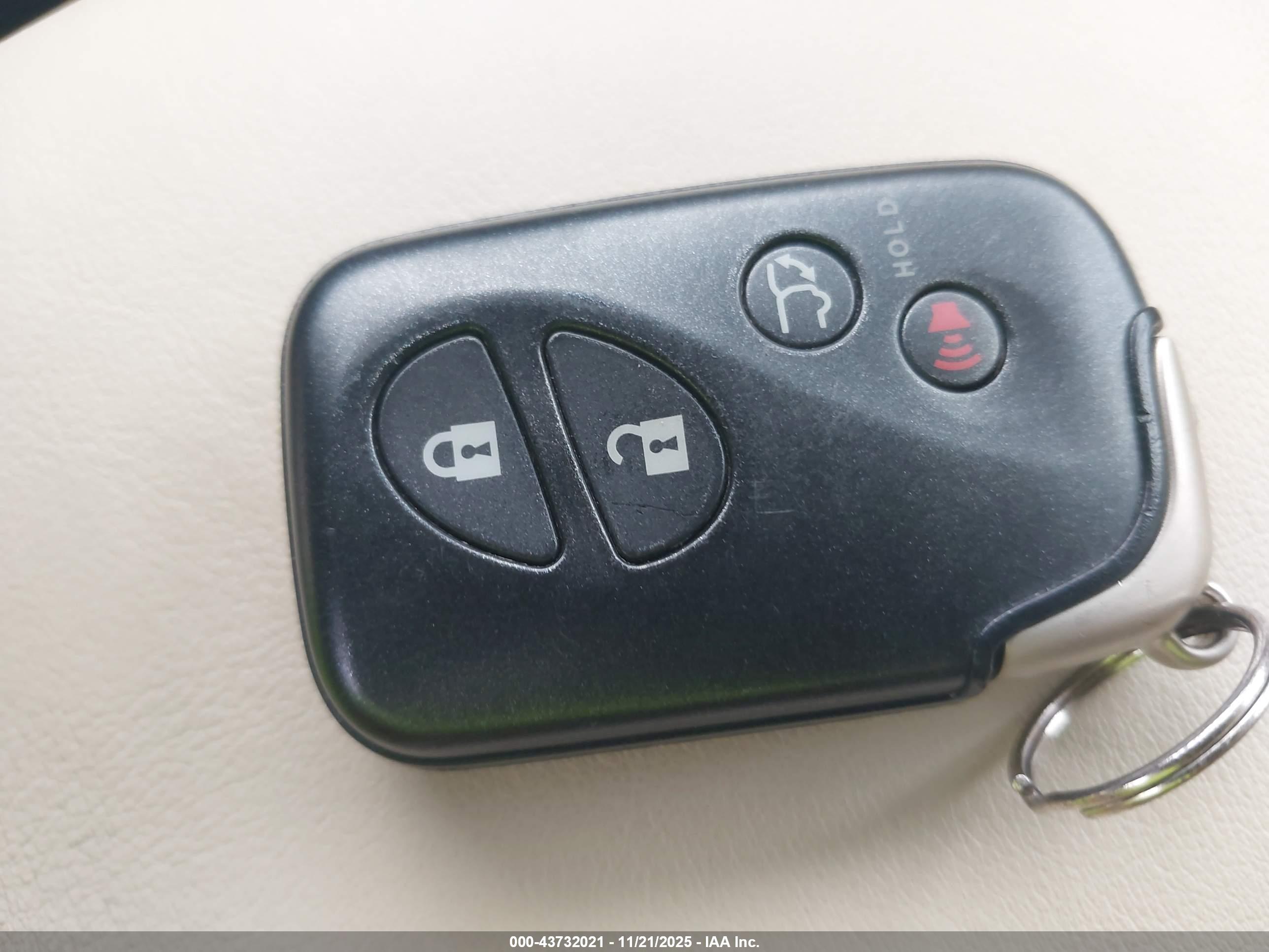 LEXUS RX image 11