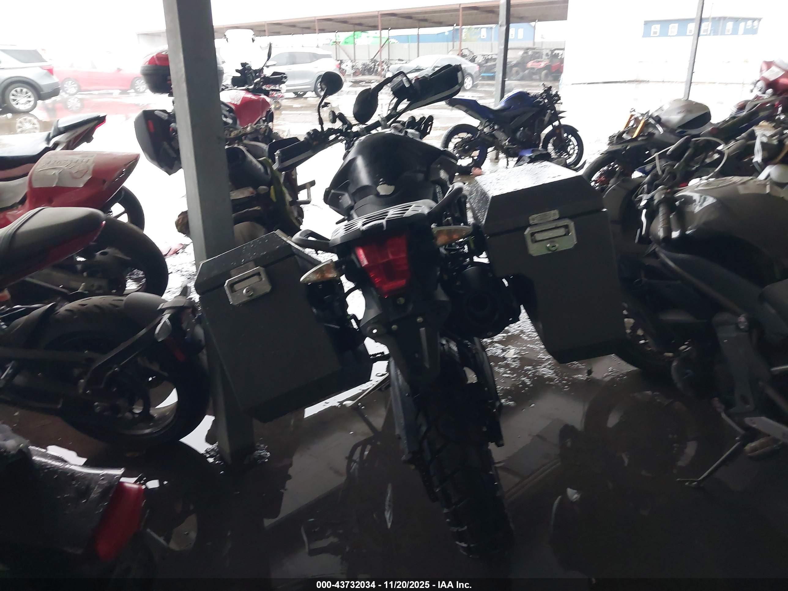 TRIUMPH MOTORCYCLE image 6