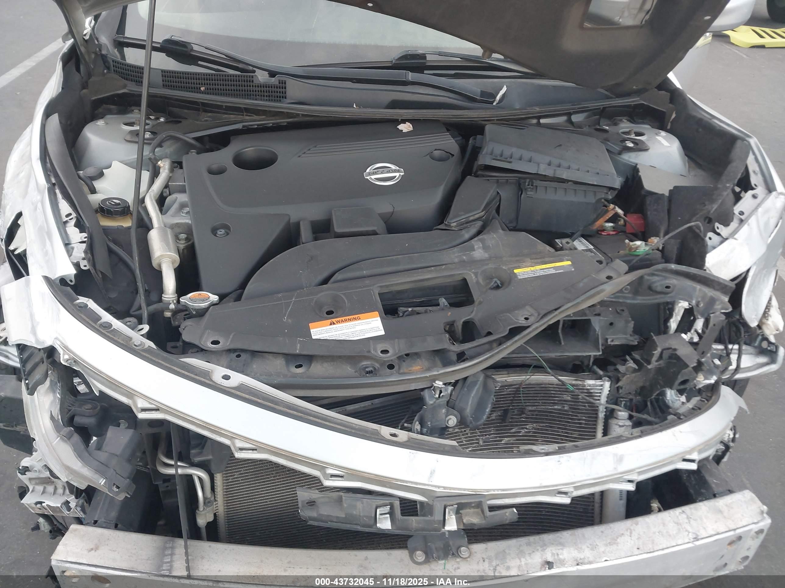 NISSAN ALTIMA image 10