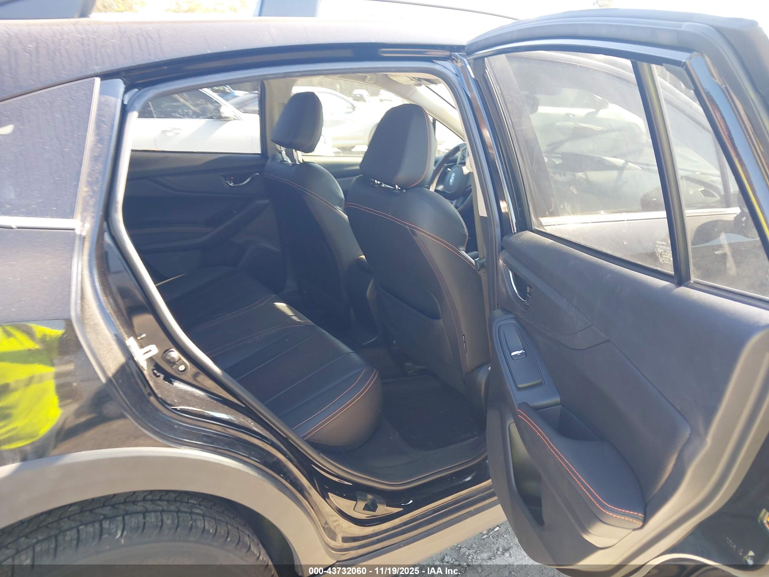 SUBARU CROSSTREK image 8
