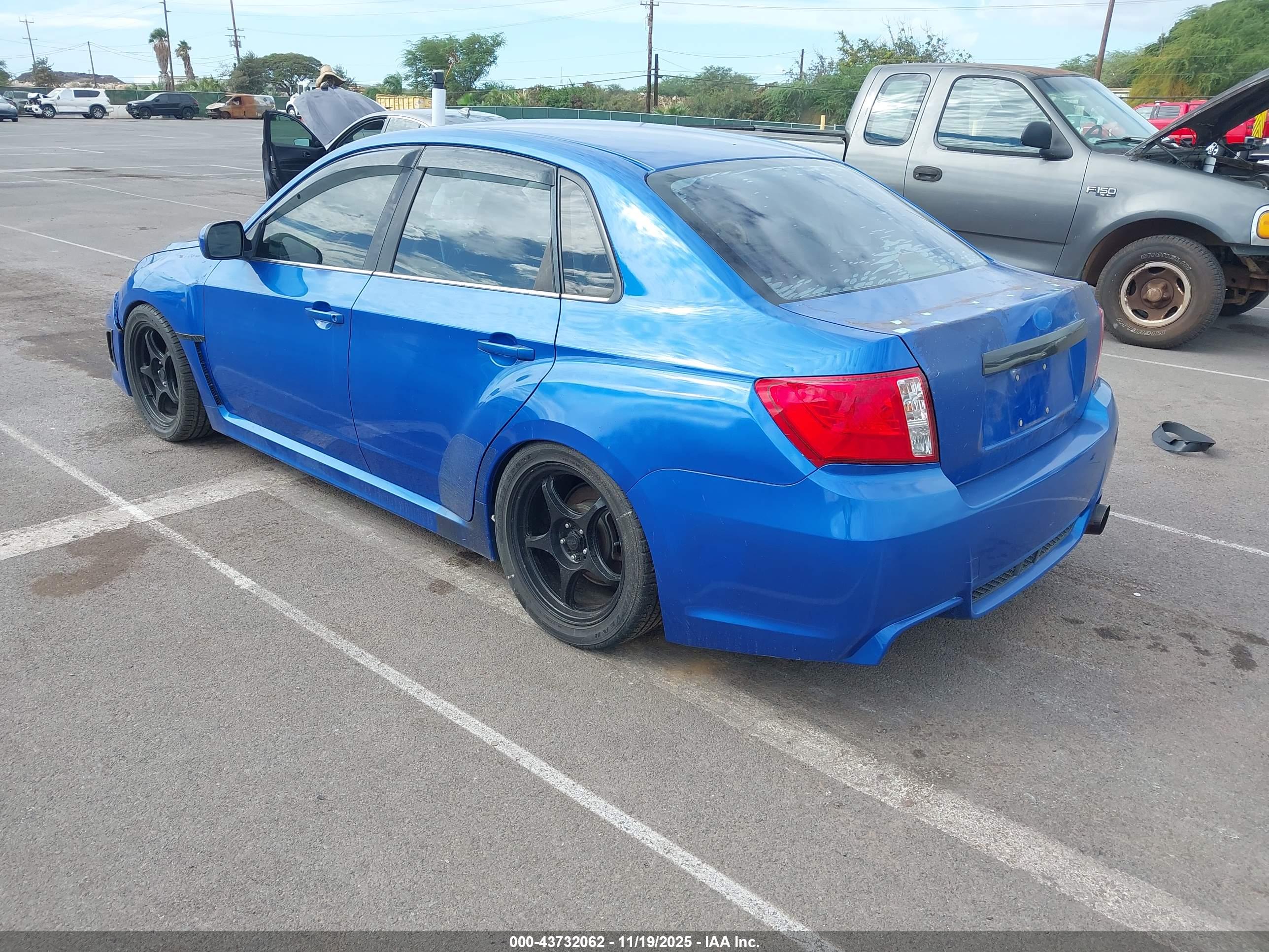 SUBARU IMPREZA image 3