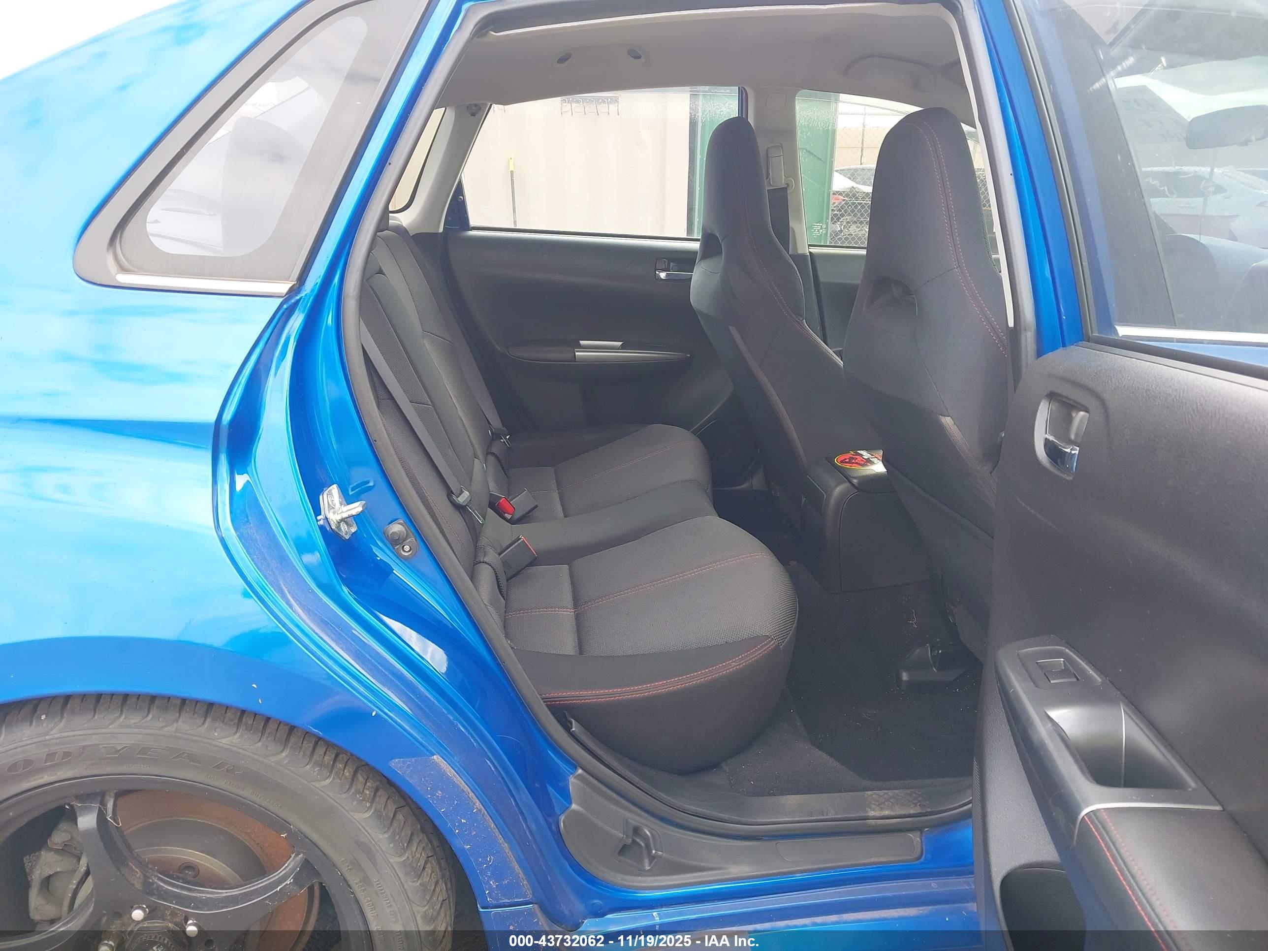 SUBARU IMPREZA image 8