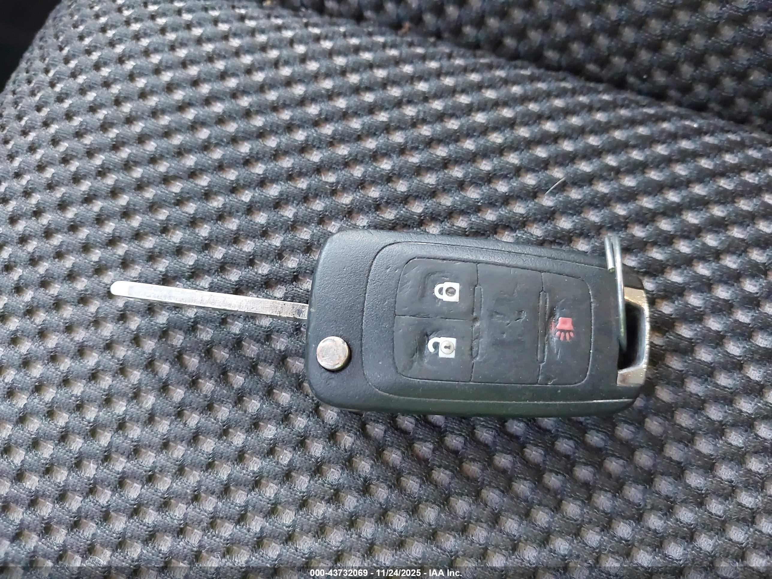 CHEVROLET EQUINOX image 11