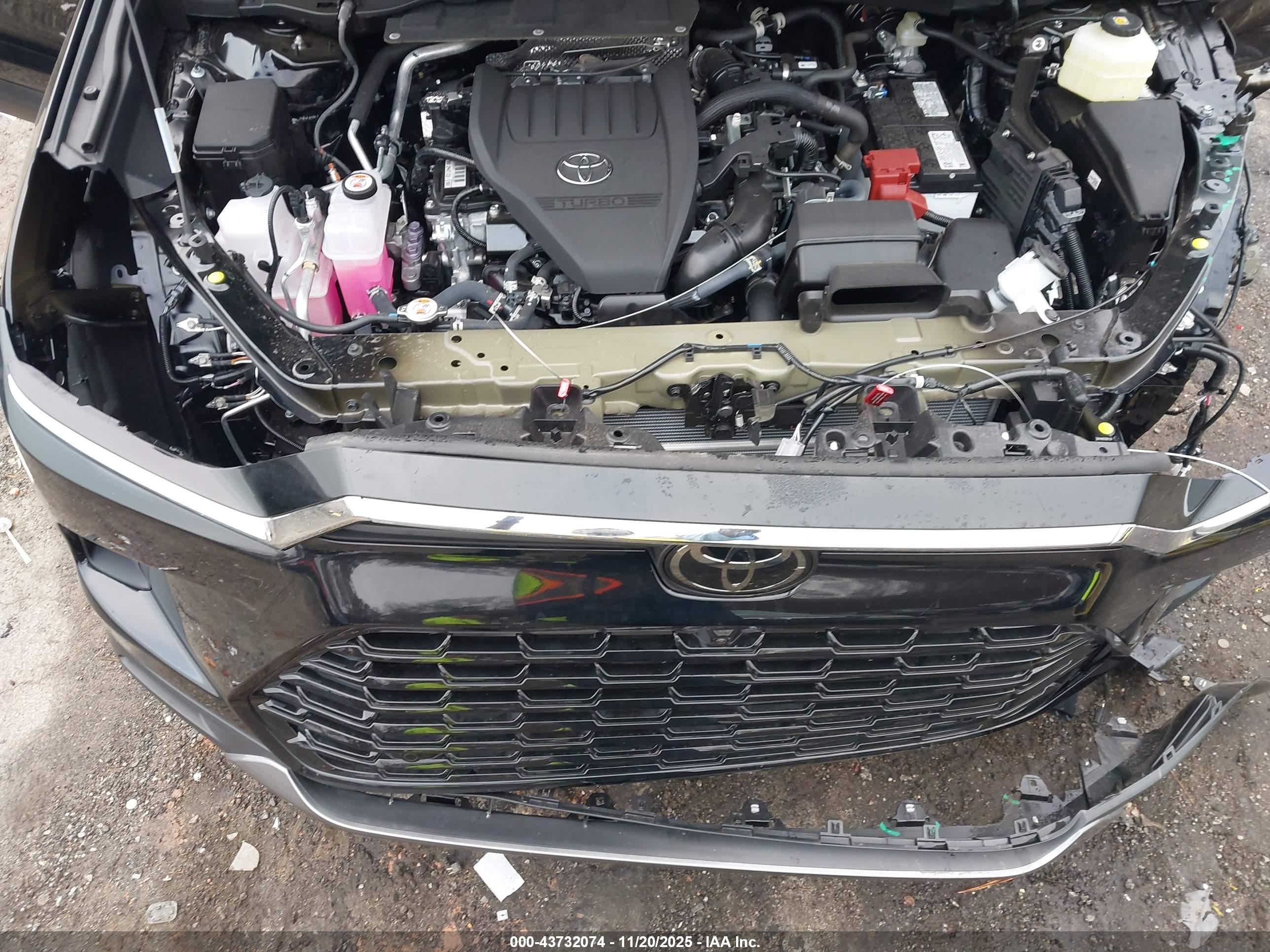 TOYOTA GRAND image 10