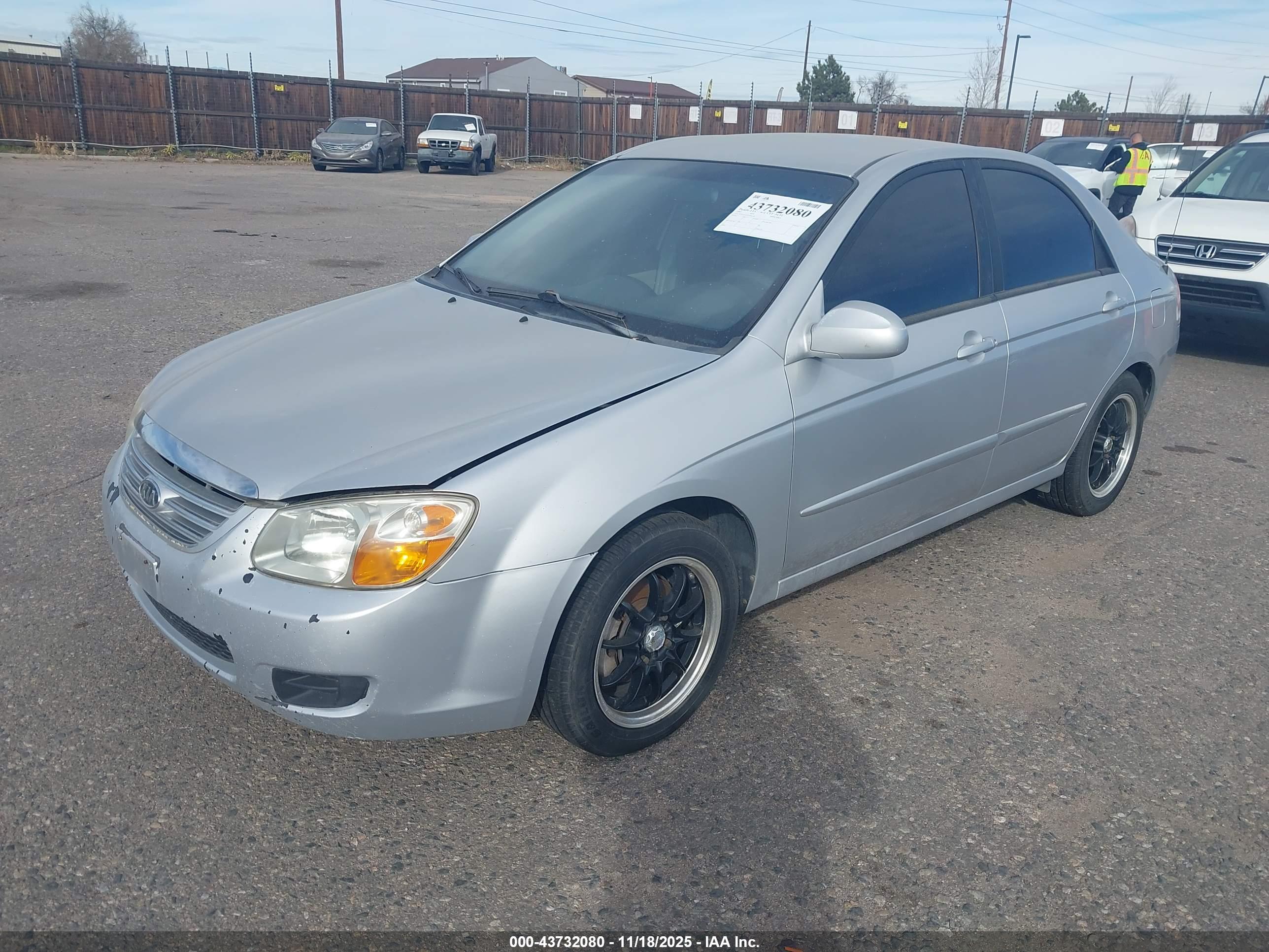 KIA SPECTRA image 2