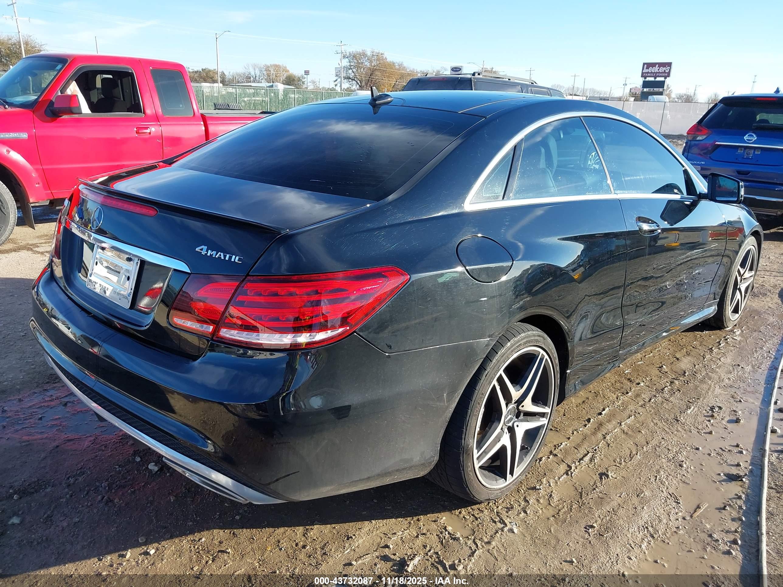 MERCEDES-BENZ E image 4