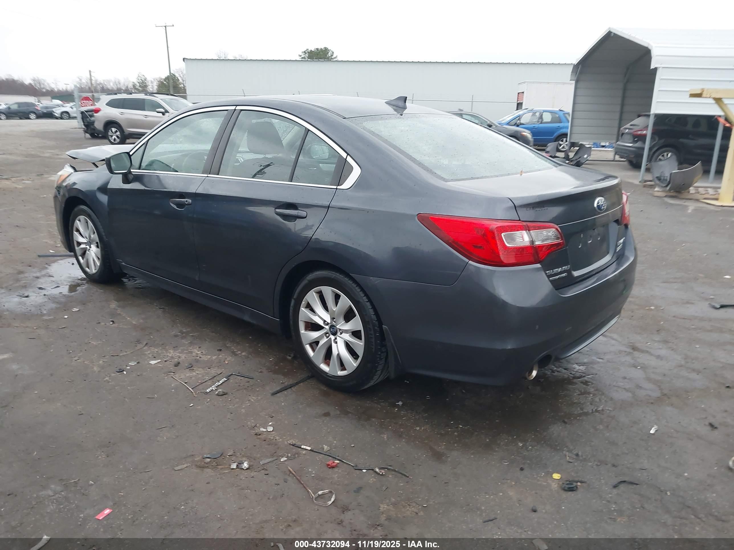 SUBARU LEGACY image 3