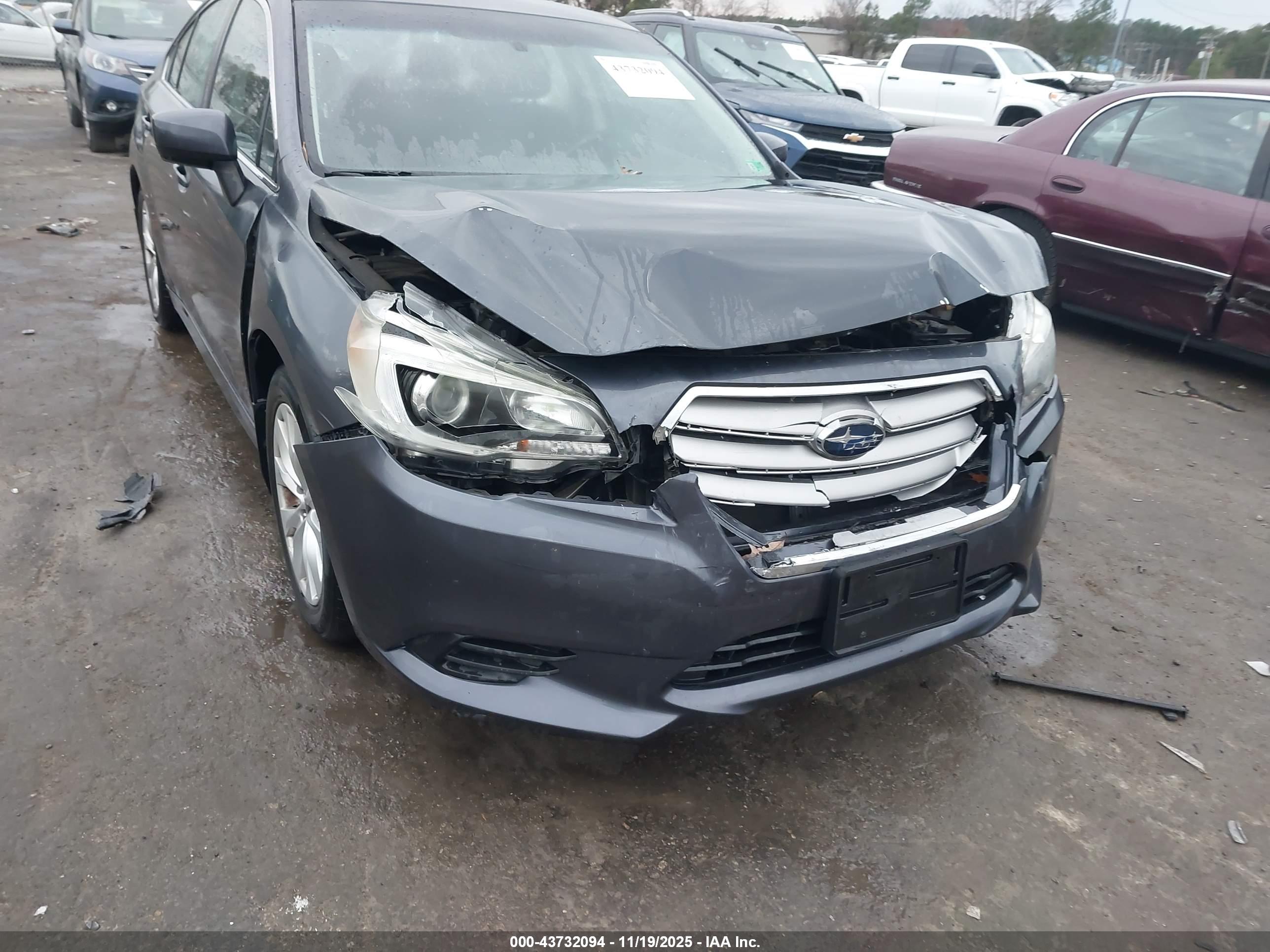SUBARU LEGACY image 6