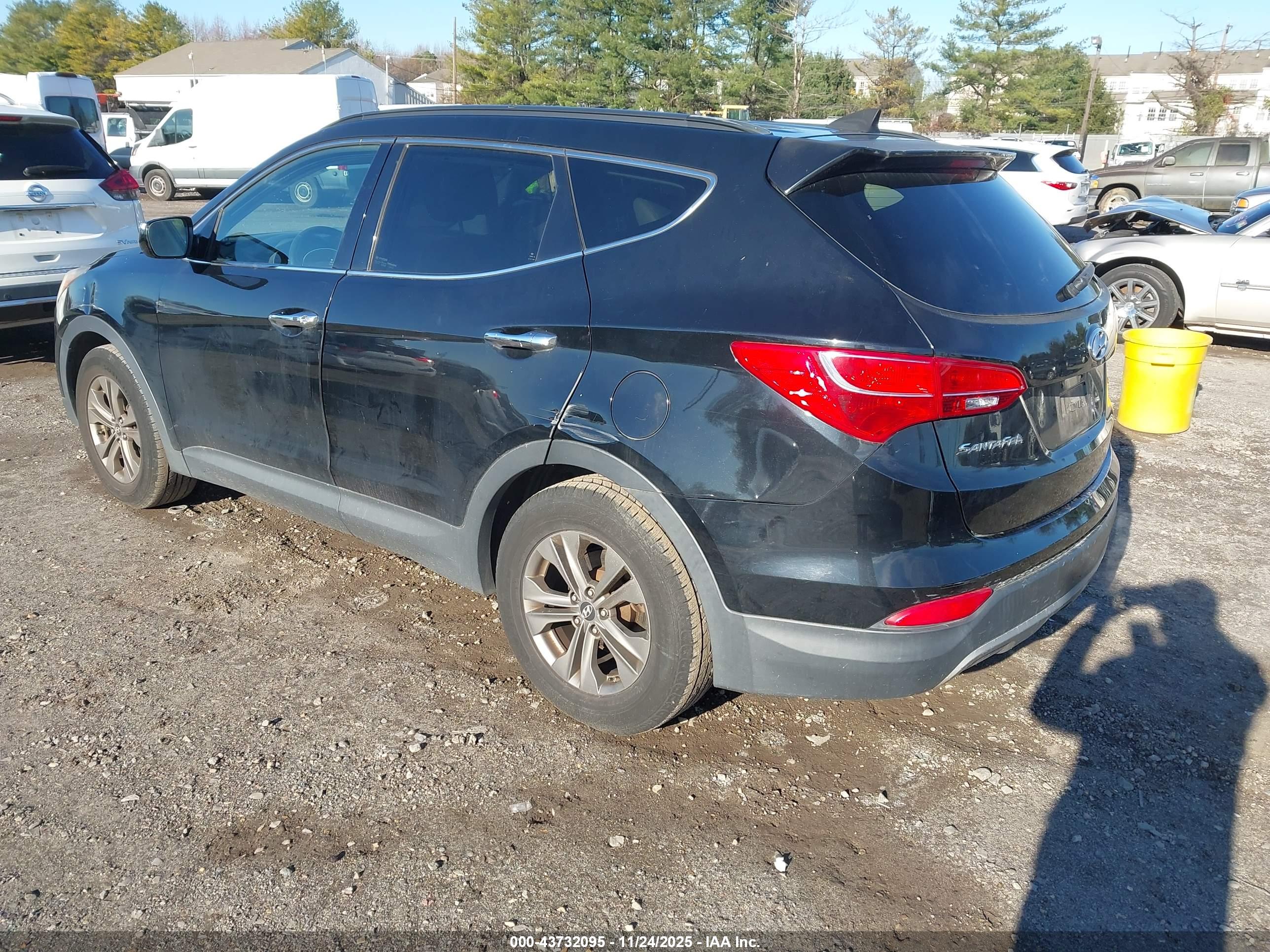 HYUNDAI SANTA image 3