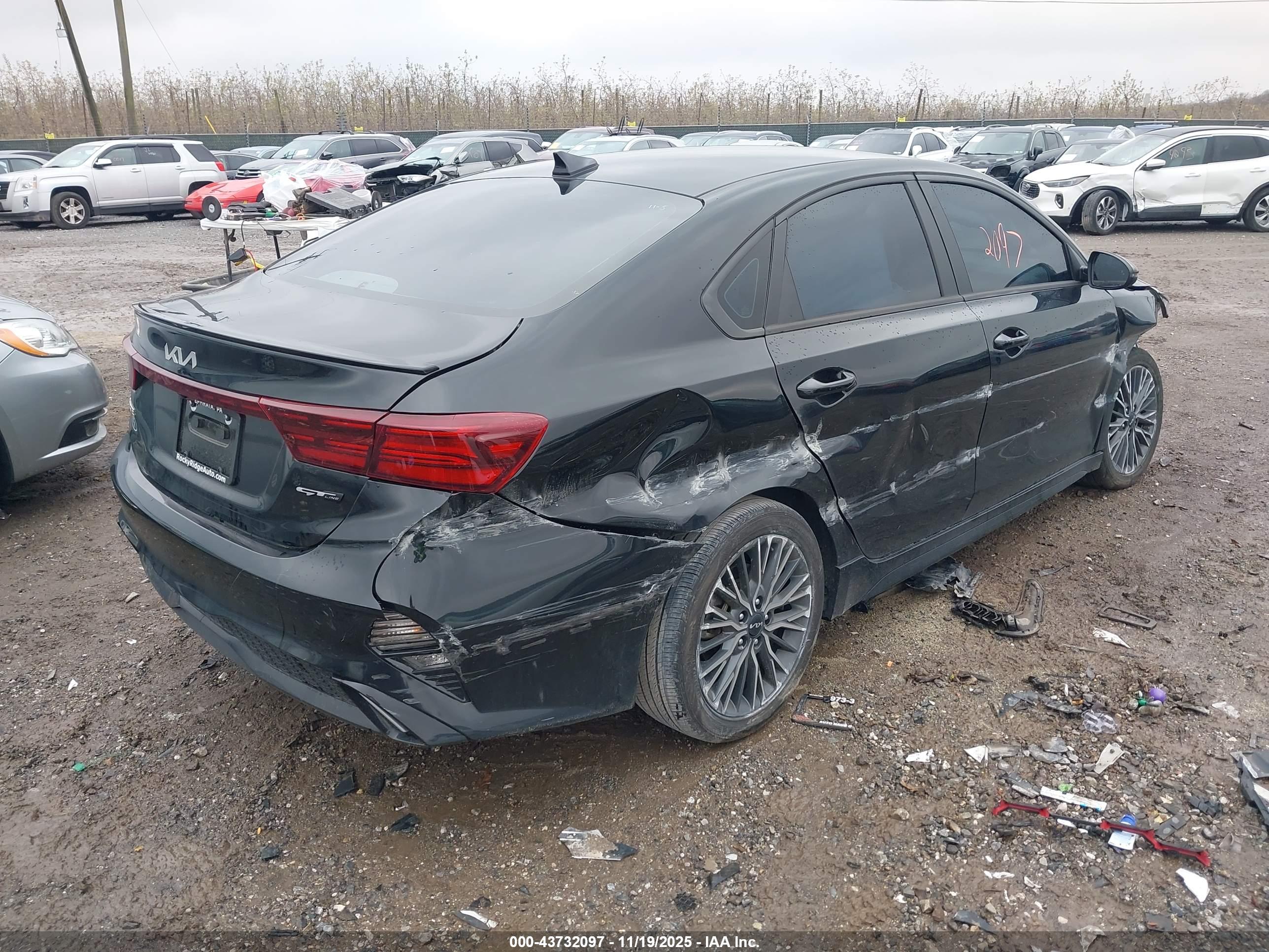 KIA FORTE image 4