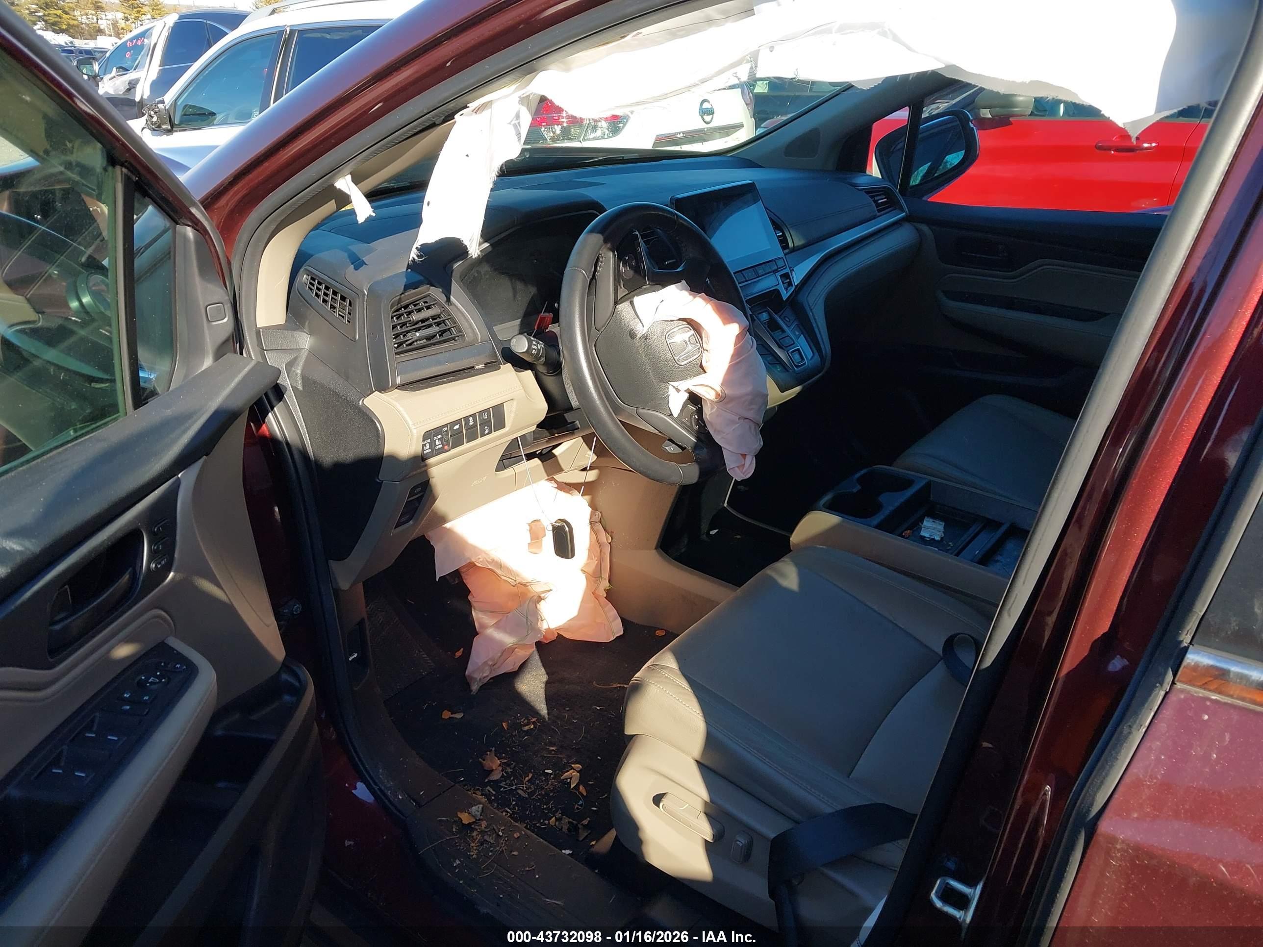 HONDA ODYSSEY image 5