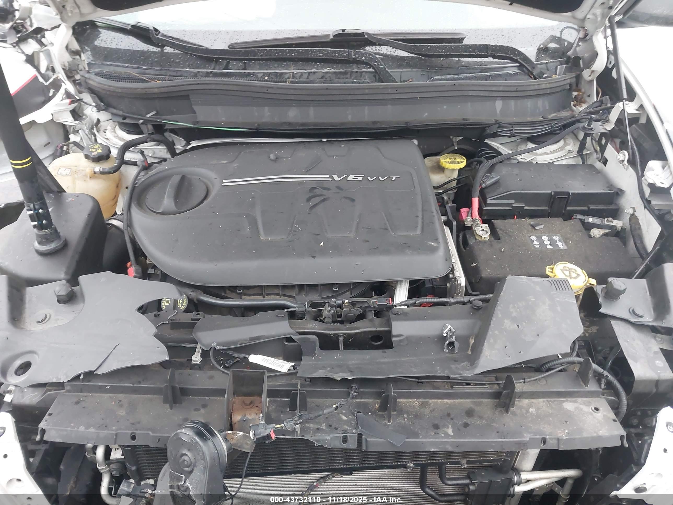 JEEP CHEROKEE image 10