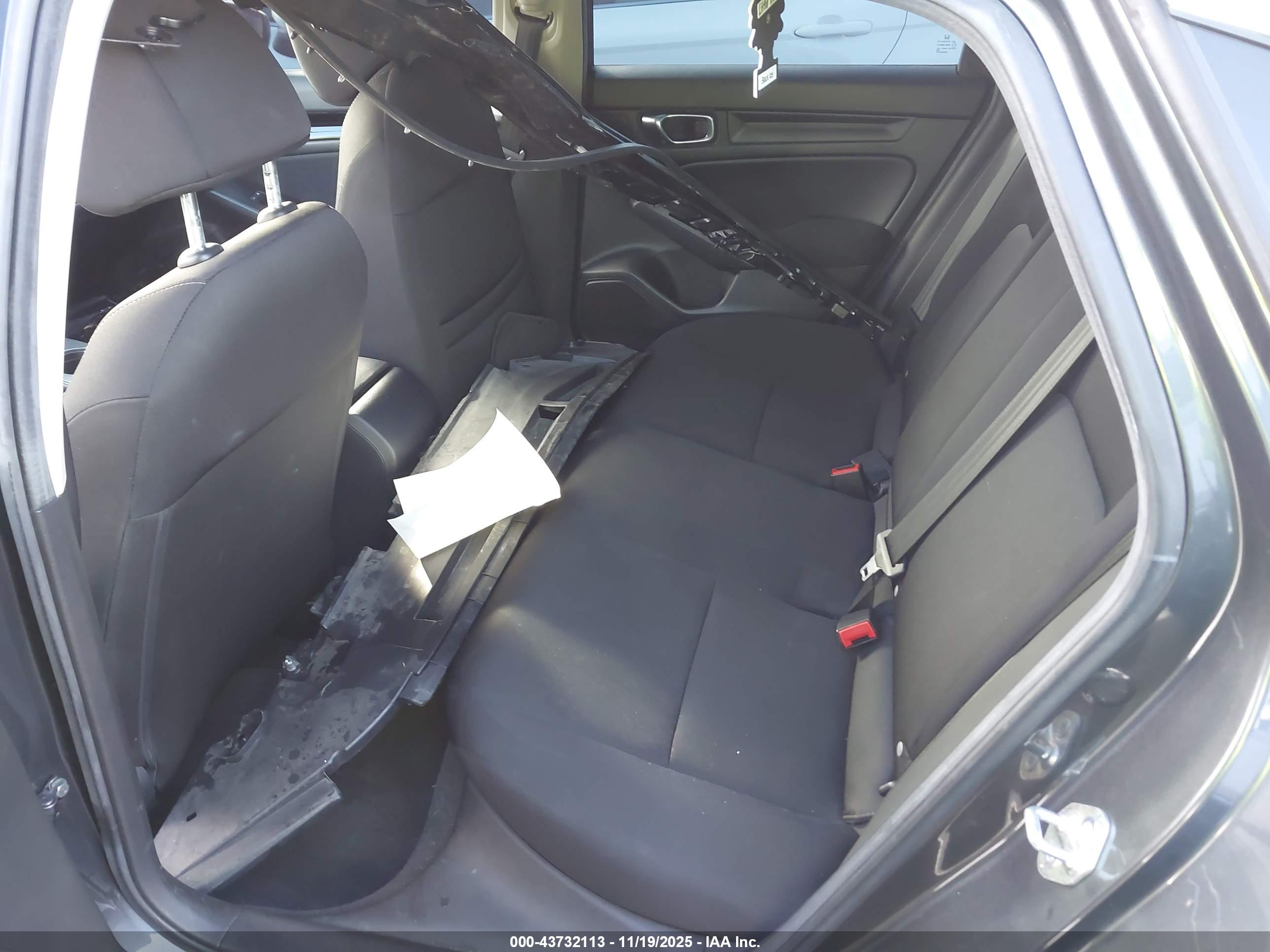 HONDA CIVIC image 8