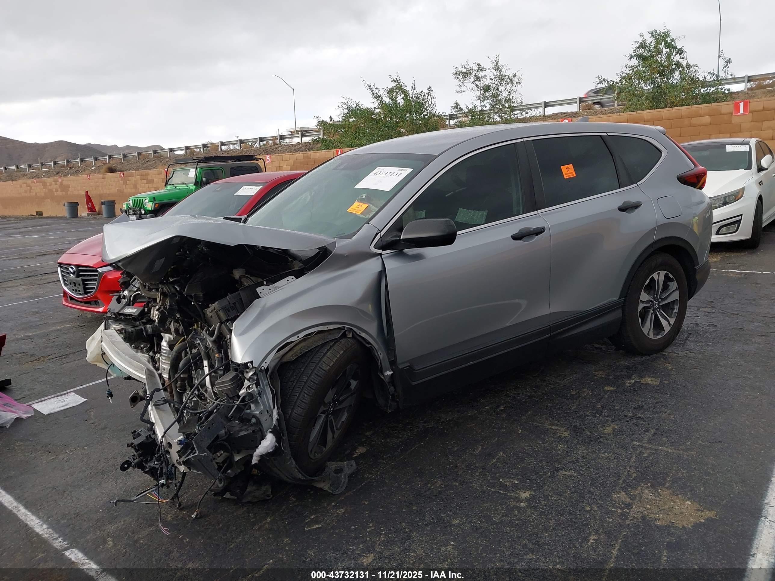 HONDA CR-V image 2