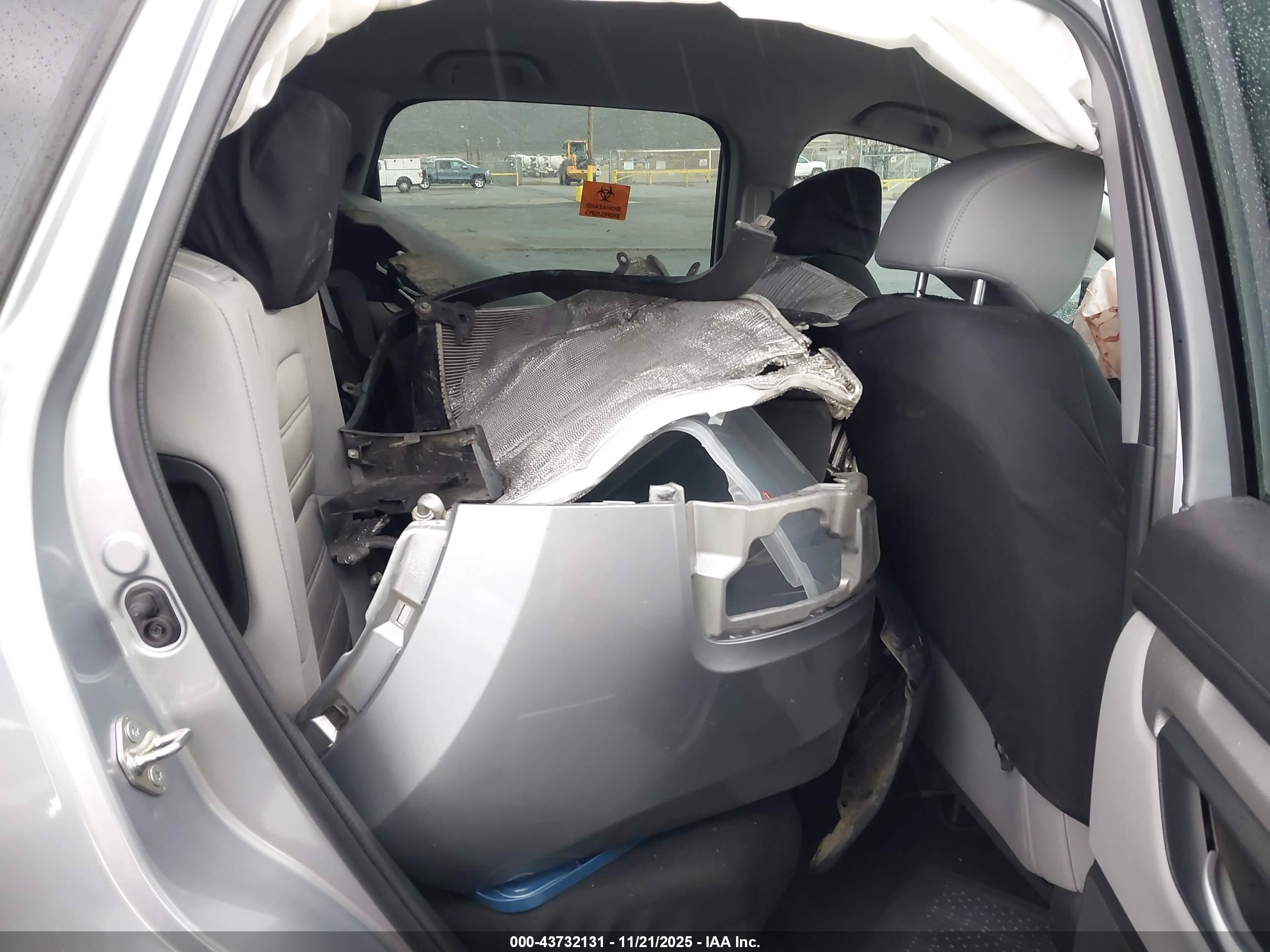 HONDA CR-V image 8